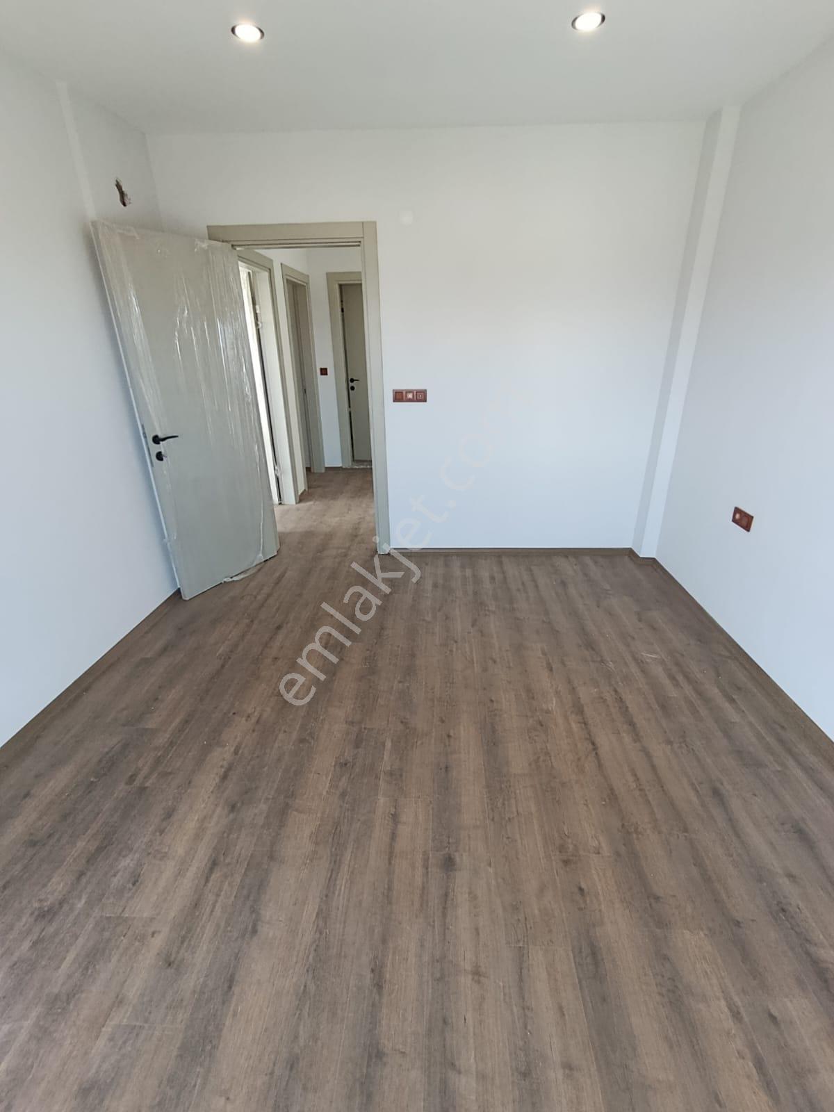 Havuzlu Sitede Sıfır Müstakil Villa, Sahile 1 Km Mesafede - Görsel 22