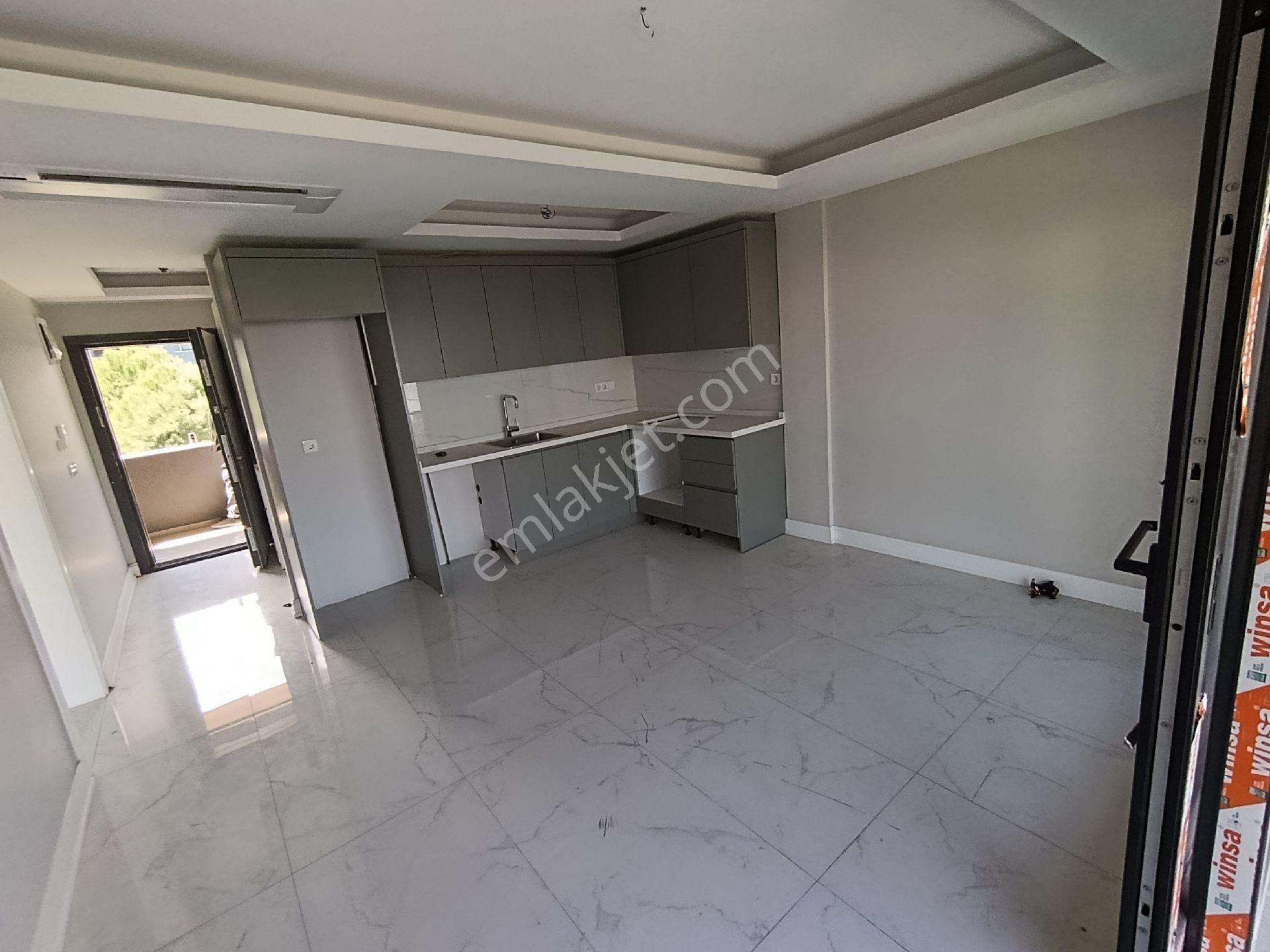 Denize Sıfır 2+1 Deniz Manzaralı Sıfır Daire - Görsel 8