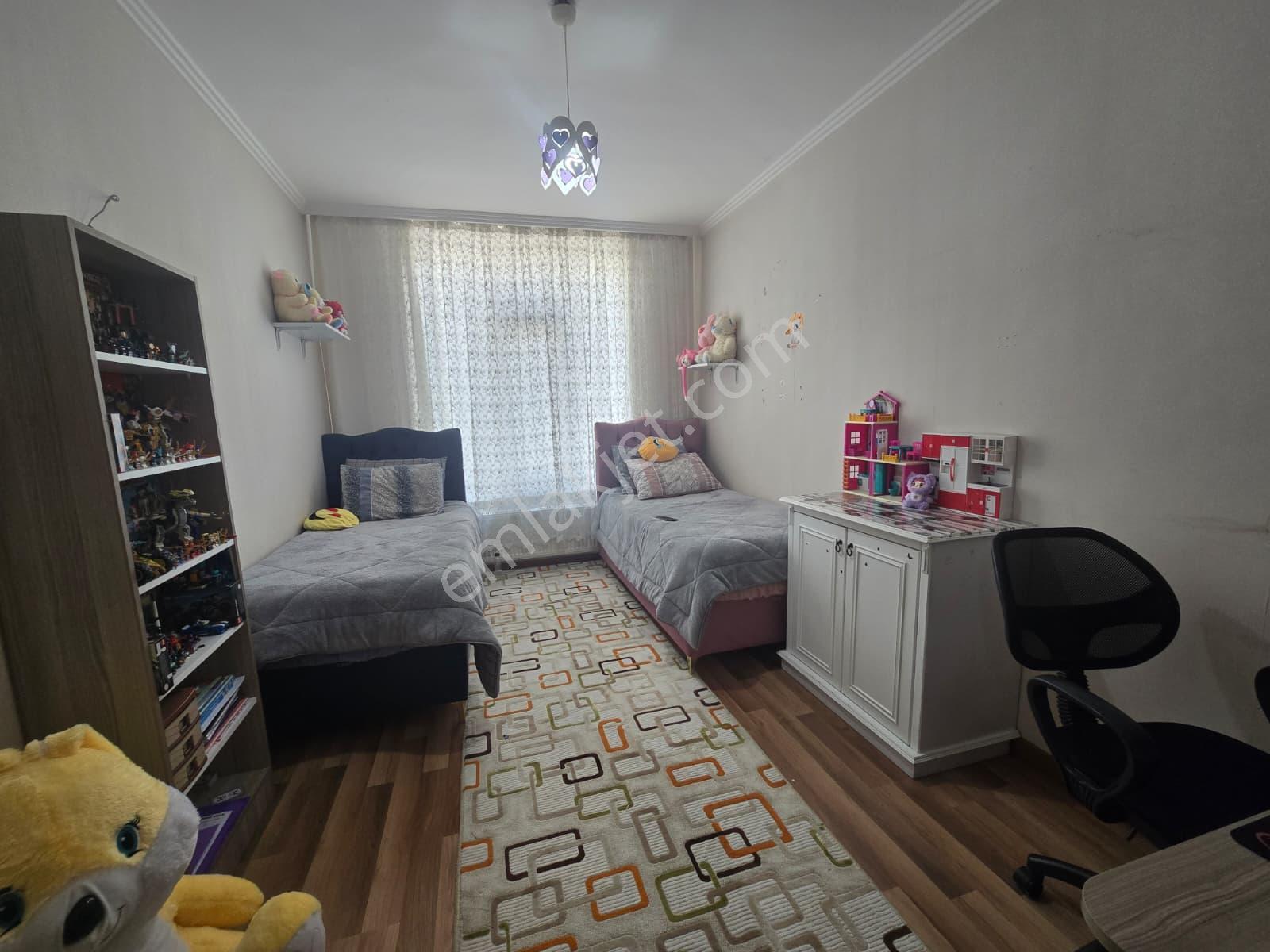 Binevler Sitesi Ara Kat Masrafsız 3+1 Daire - Görsel 12