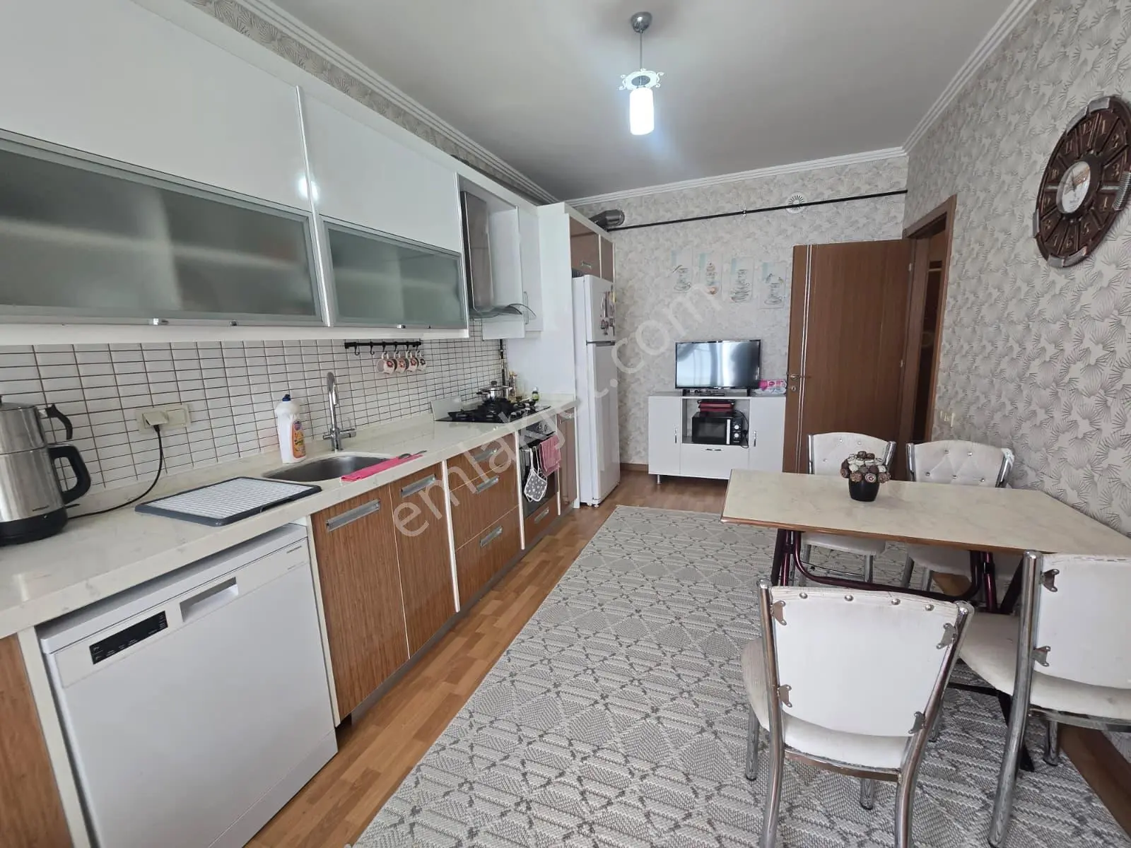 Binevler Sitesi Ara Kat Masrafsız 3+1 Daire - Görsel 4