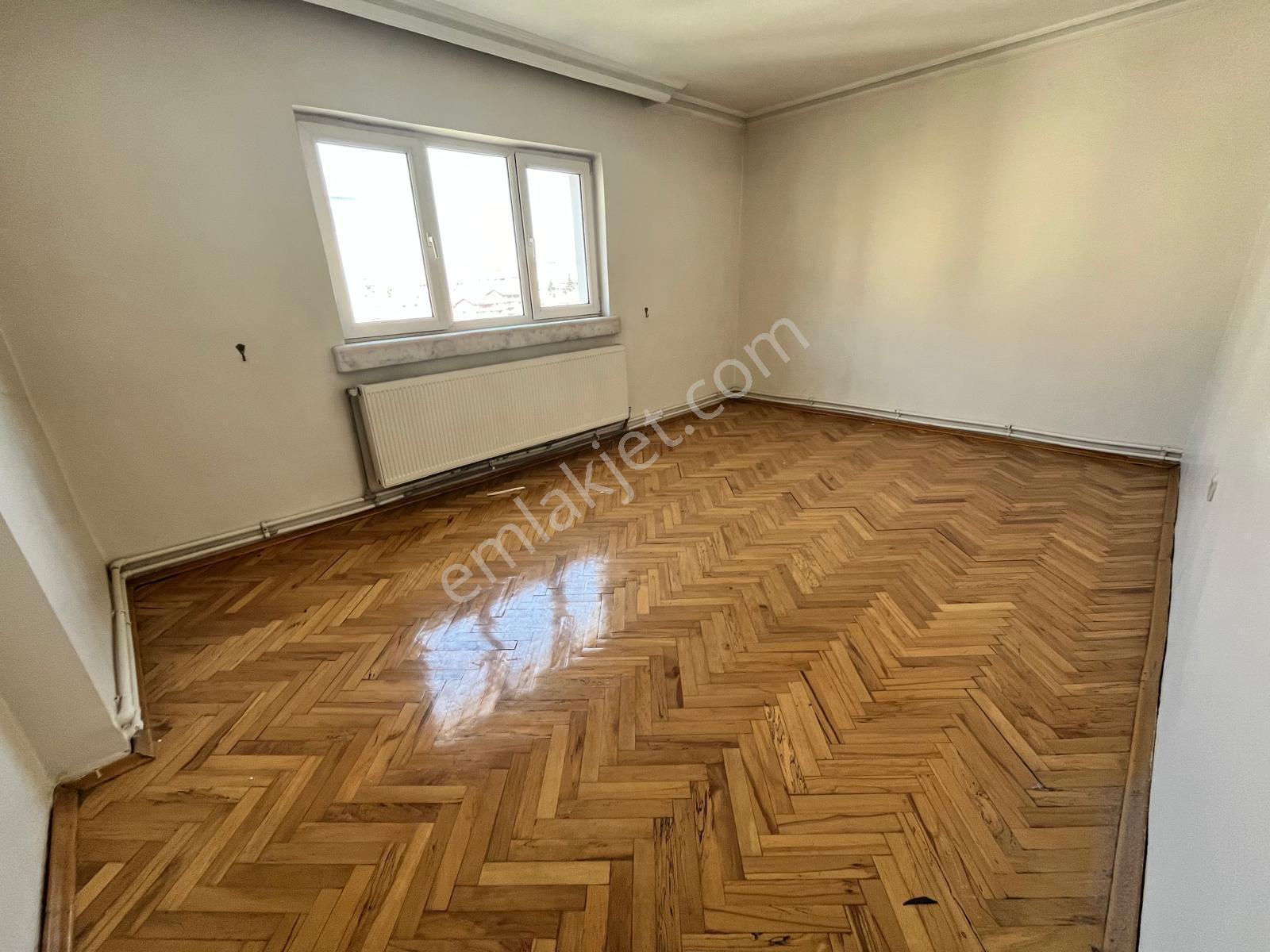 Danışment Yakını Yunus Emre Cad. Üzerinde Asansörlü Site İçi 3+1 - Görsel 25