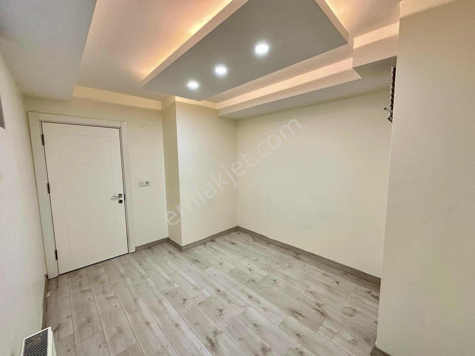 Tuncay'dan Kağıthanede Sitede 2+1 Satılık Ferah Daire - Görsel 12