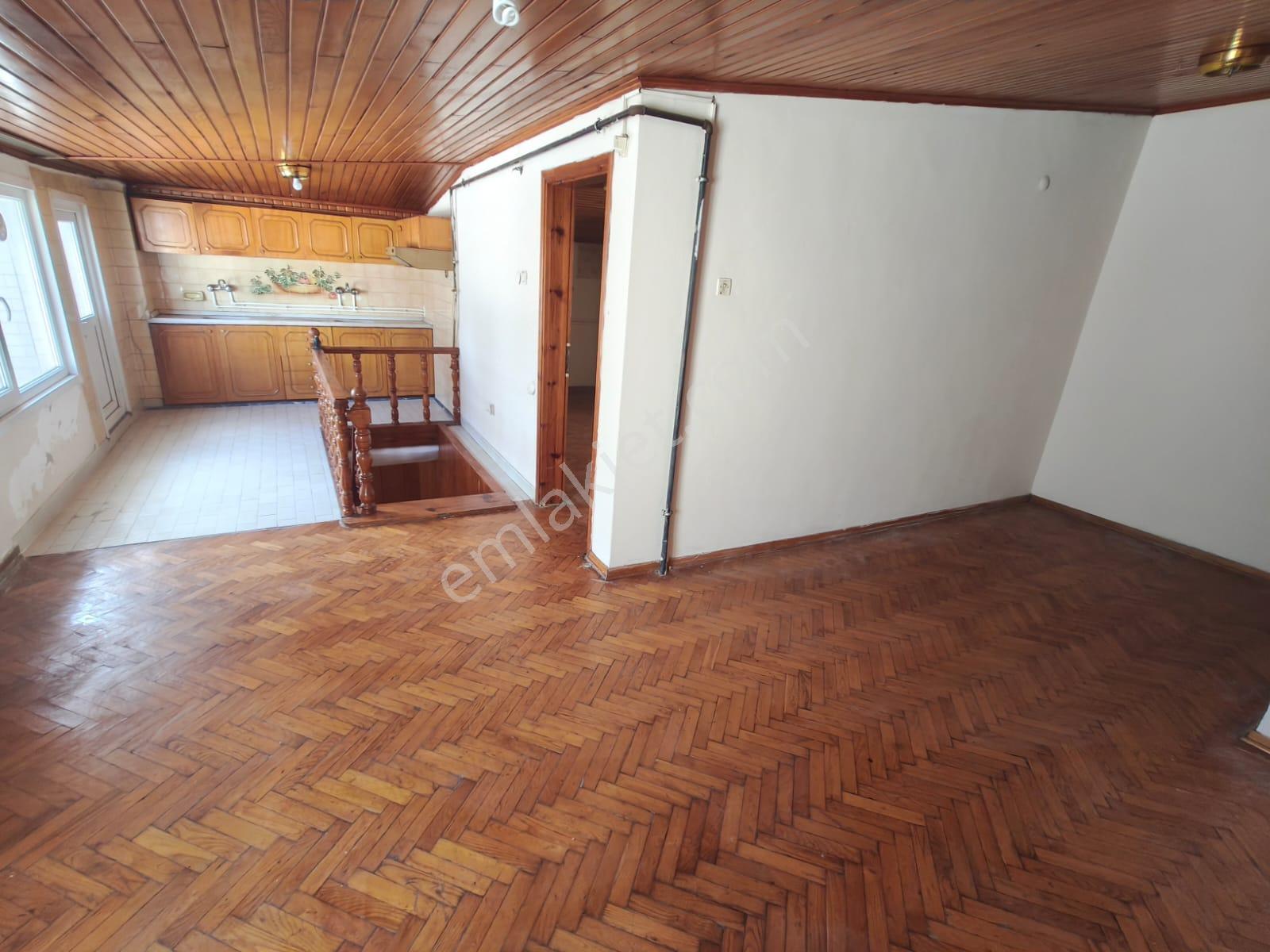 Sahibinden Avcılar Denizköşkler Mah. Kiralık 310m2 Dublex Daire - Görsel 16