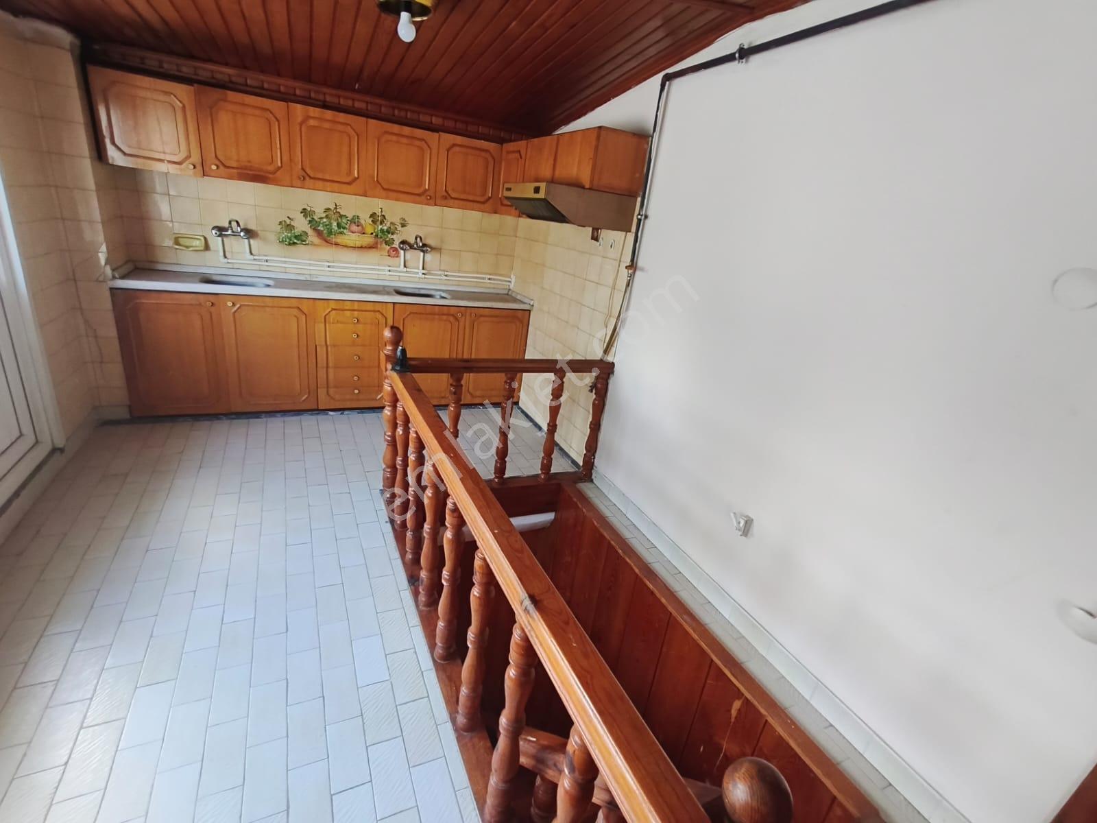 Sahibinden Avcılar Denizköşkler Mah. Kiralık 310m2 Dublex Daire - Görsel 24