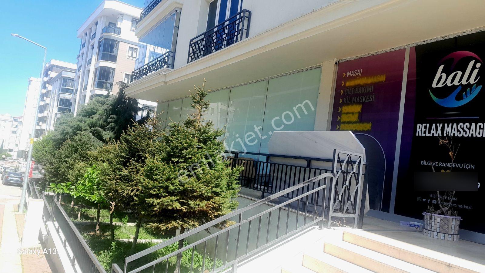 Kurumsal Firmaların Tercih Ettiği Bölge Satılık 200m.kare Dükkan - Görsel 21