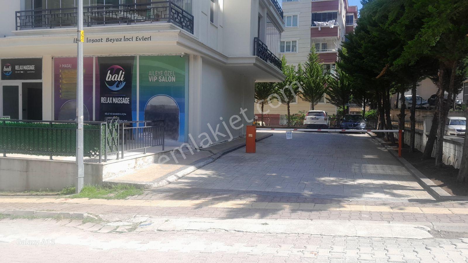 Kurumsal Firmaların Tercih Ettiği Bölge Satılık 200m.kare Dükkan - Görsel 18