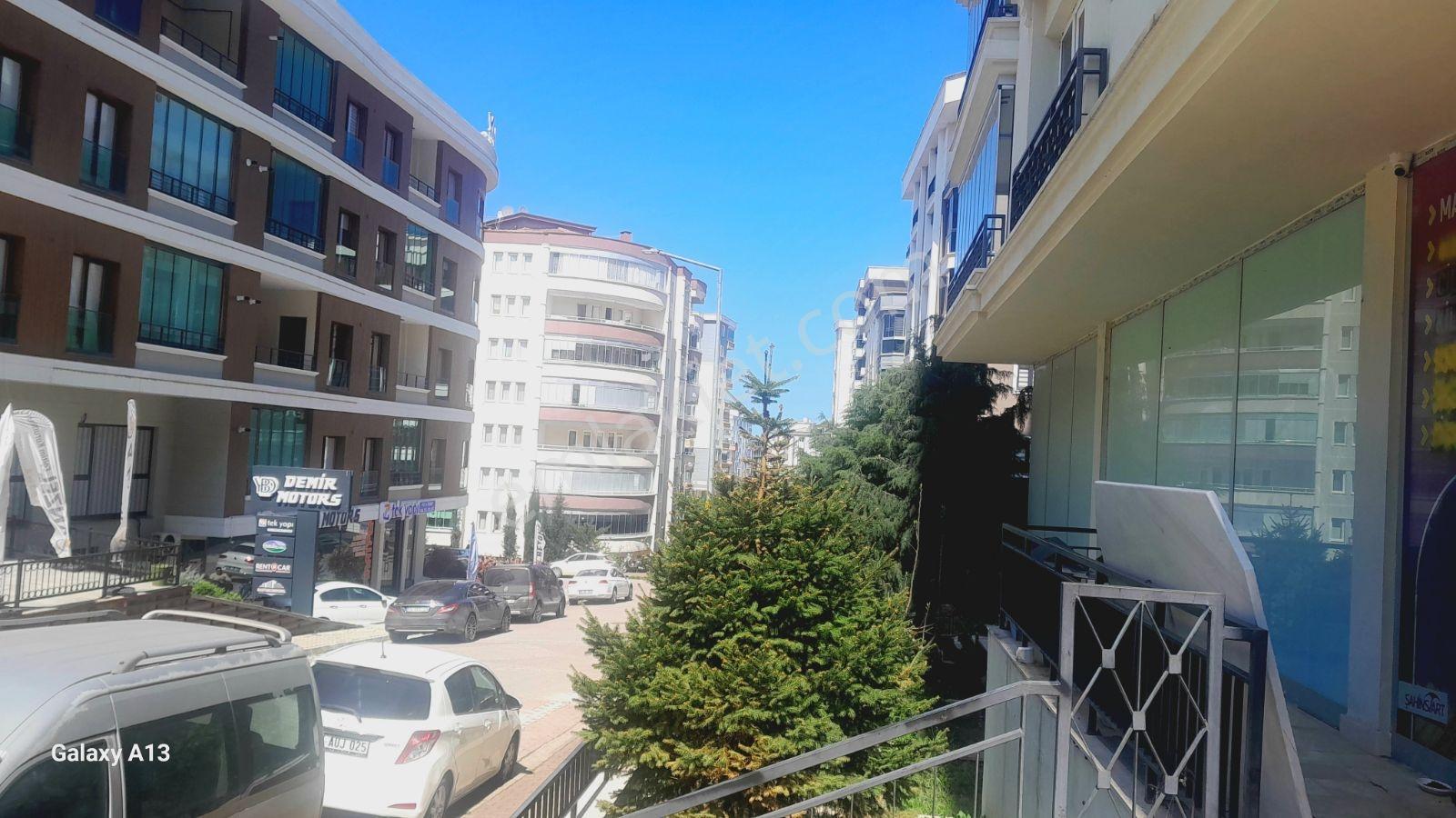 Kurumsal Firmaların Tercih Ettiği Bölge Satılık 200m.kare Dükkan - Görsel 4