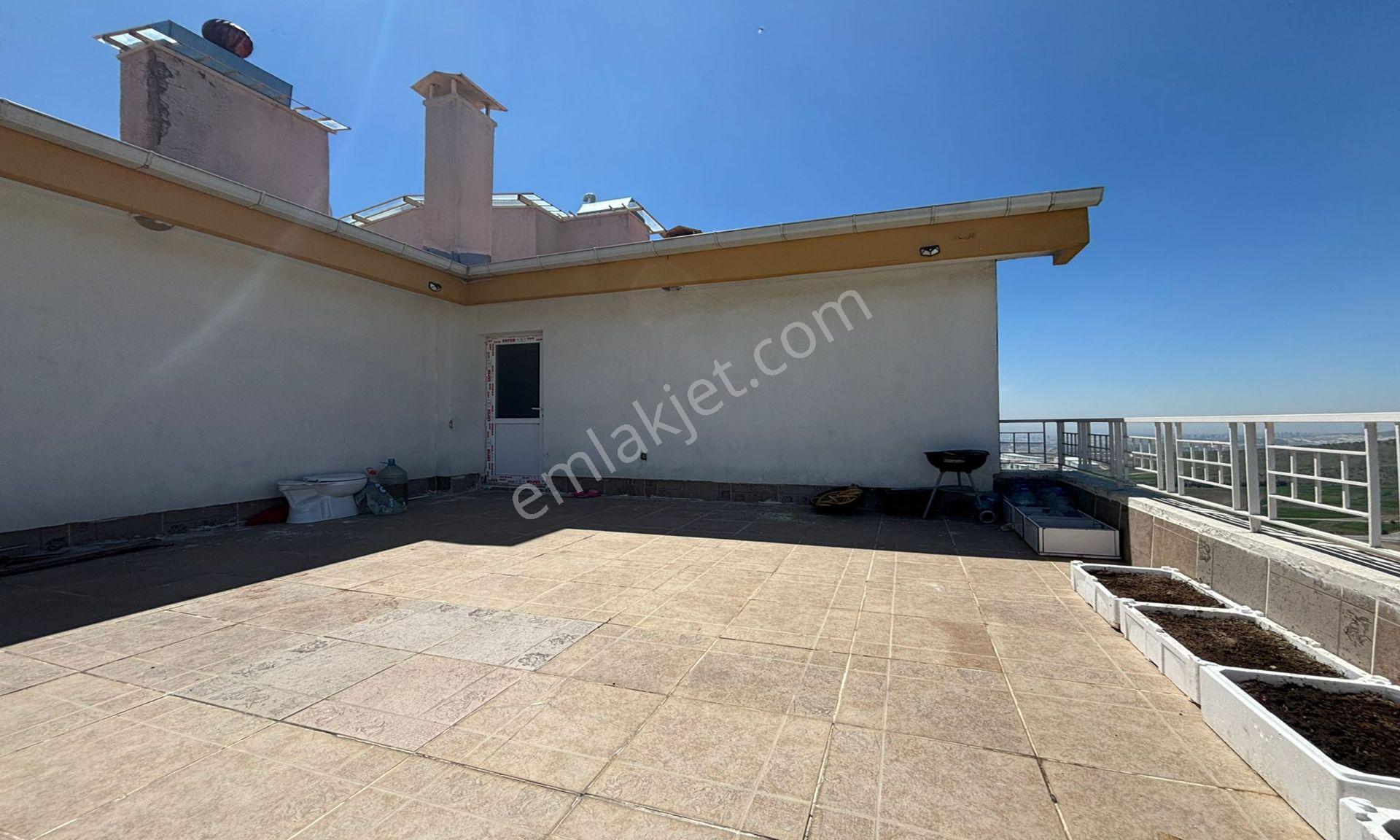 Bulvar'dan Kafkaslarda Kök Tapulu Satılık 5+1 Site İçinde Dübleks Daire - Görsel 31