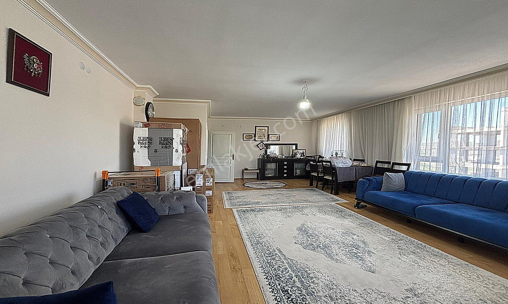 Bulvar'dan Kafkaslarda Kök Tapulu Satılık 5+1 Site İçinde Dübleks Daire - Görsel 7