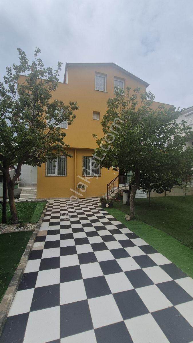 Acillkudaşı Davutlarda 4+1 Satılık Villa