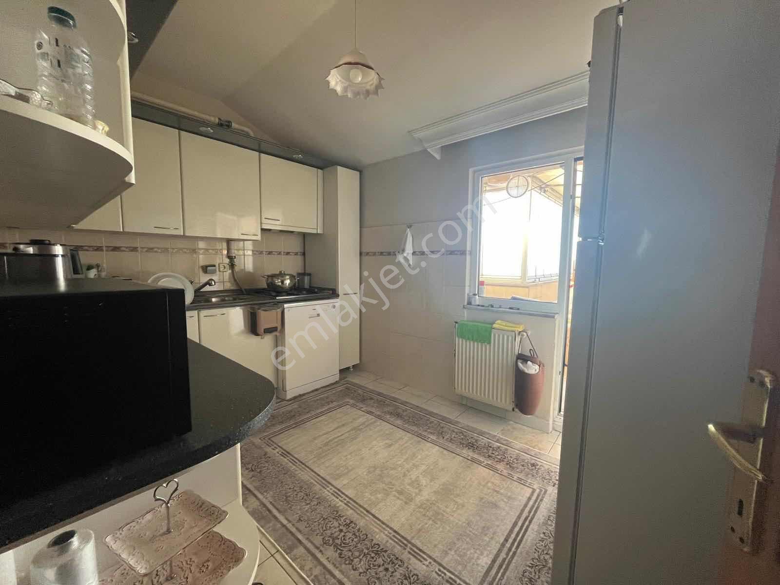 Gazipaşa Mahallesi'nde Satılık 7+2 Dubleks Daire - Görsel 4