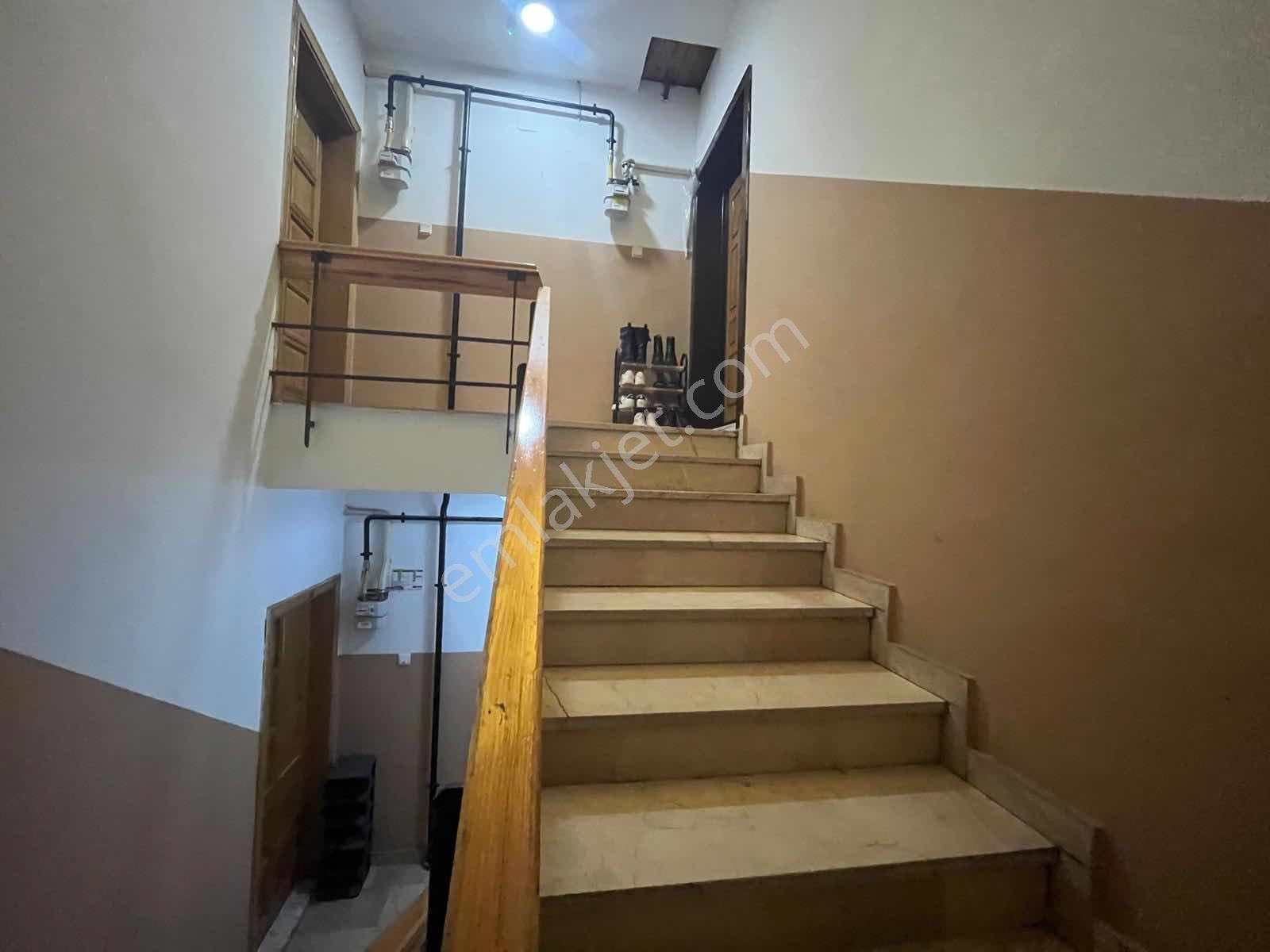 Gazipaşa Mahallesi'nde Satılık 7+2 Dubleks Daire - Görsel 7