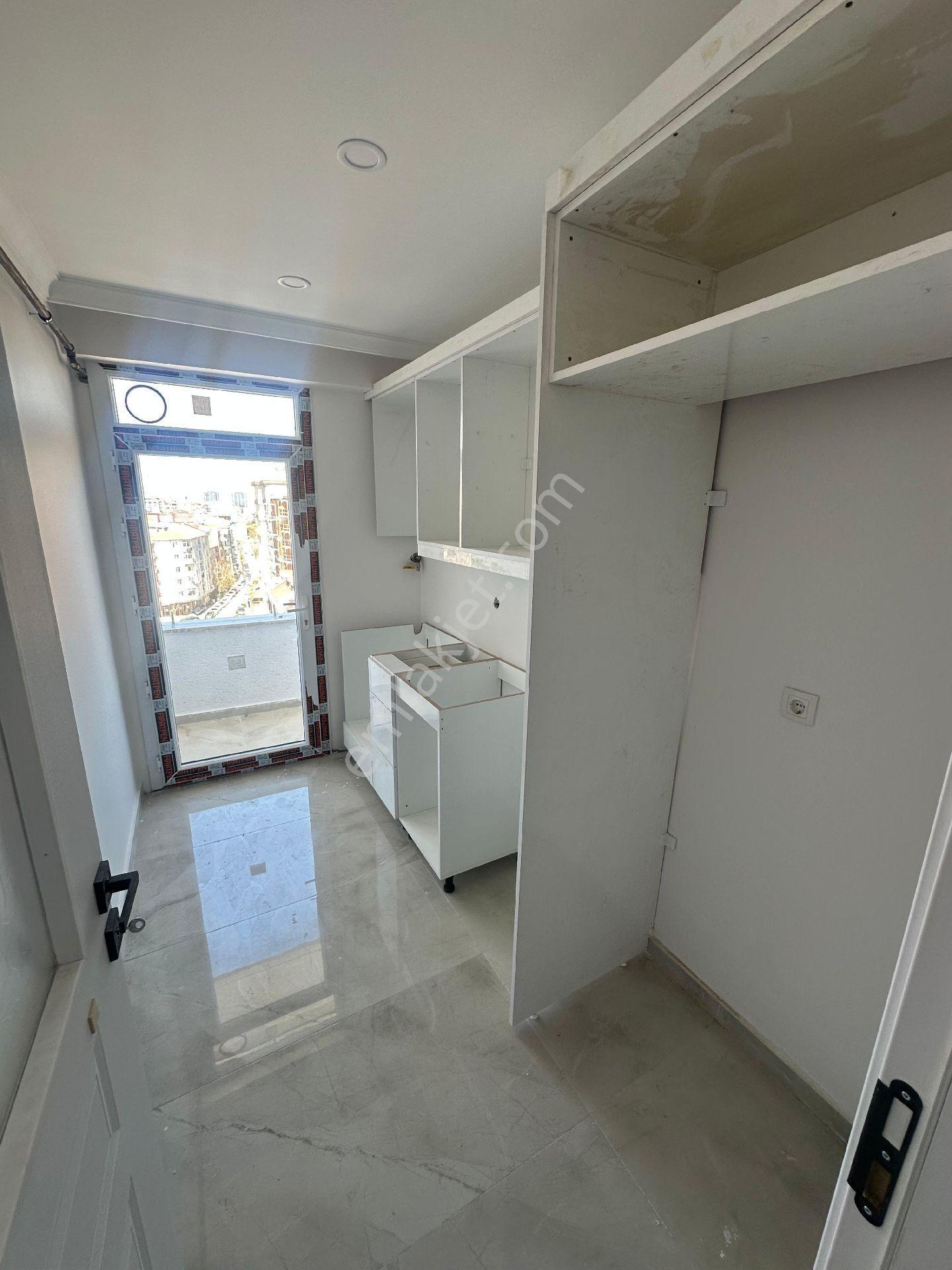 Family' Den Şirinevler Sitede Satılık 2+1 91 M² Sıfır Lüx Daire - Görsel 11