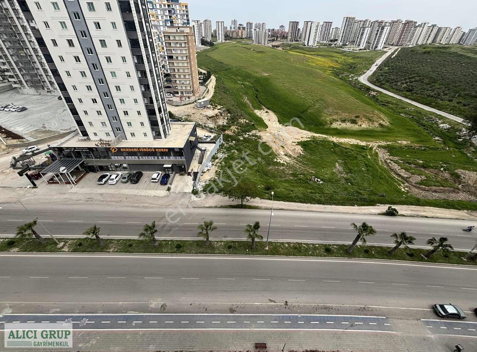 #cadde Üzeri Sıfır Eşyalı Site İçi 7/24 Güvenlikli Kiralık 1+1 - Görsel 3