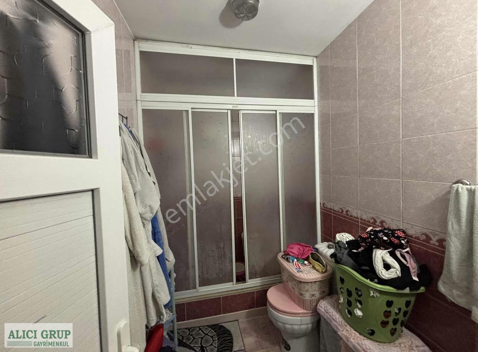 Fevzipaşa'da Masrafsız 3 Katlı Müstakil Ev - Görsel 22
