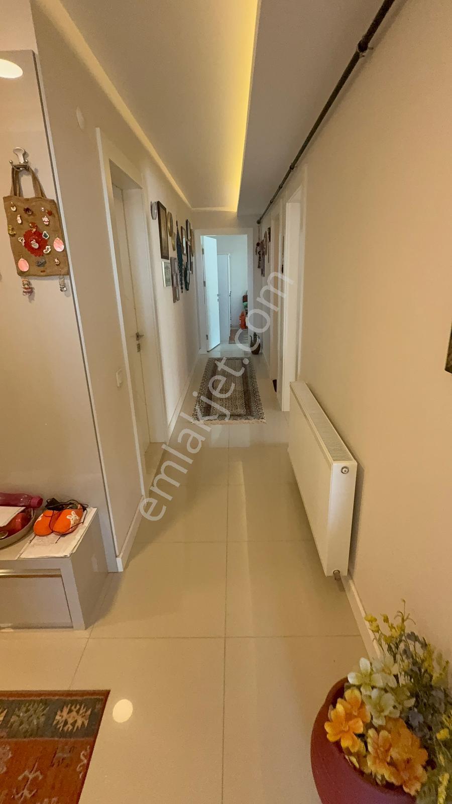Havuzlu Site İçinde, Full Deniz Manzaralı, Ferah 3+1 Köşe Daire - Görsel 17