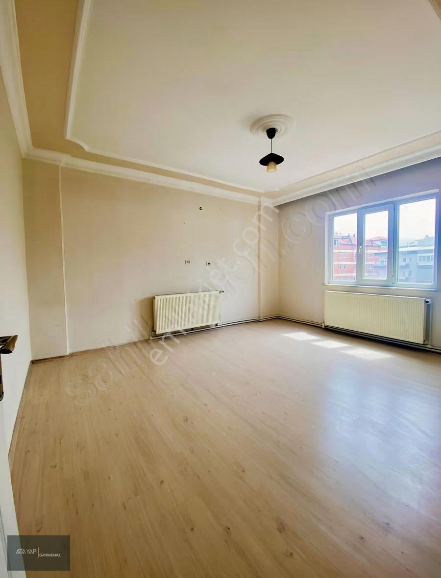 Ata Yapı'dan Şehir Manzaralı Asansörlü 3+1 Kiralık Daire - Görsel 6