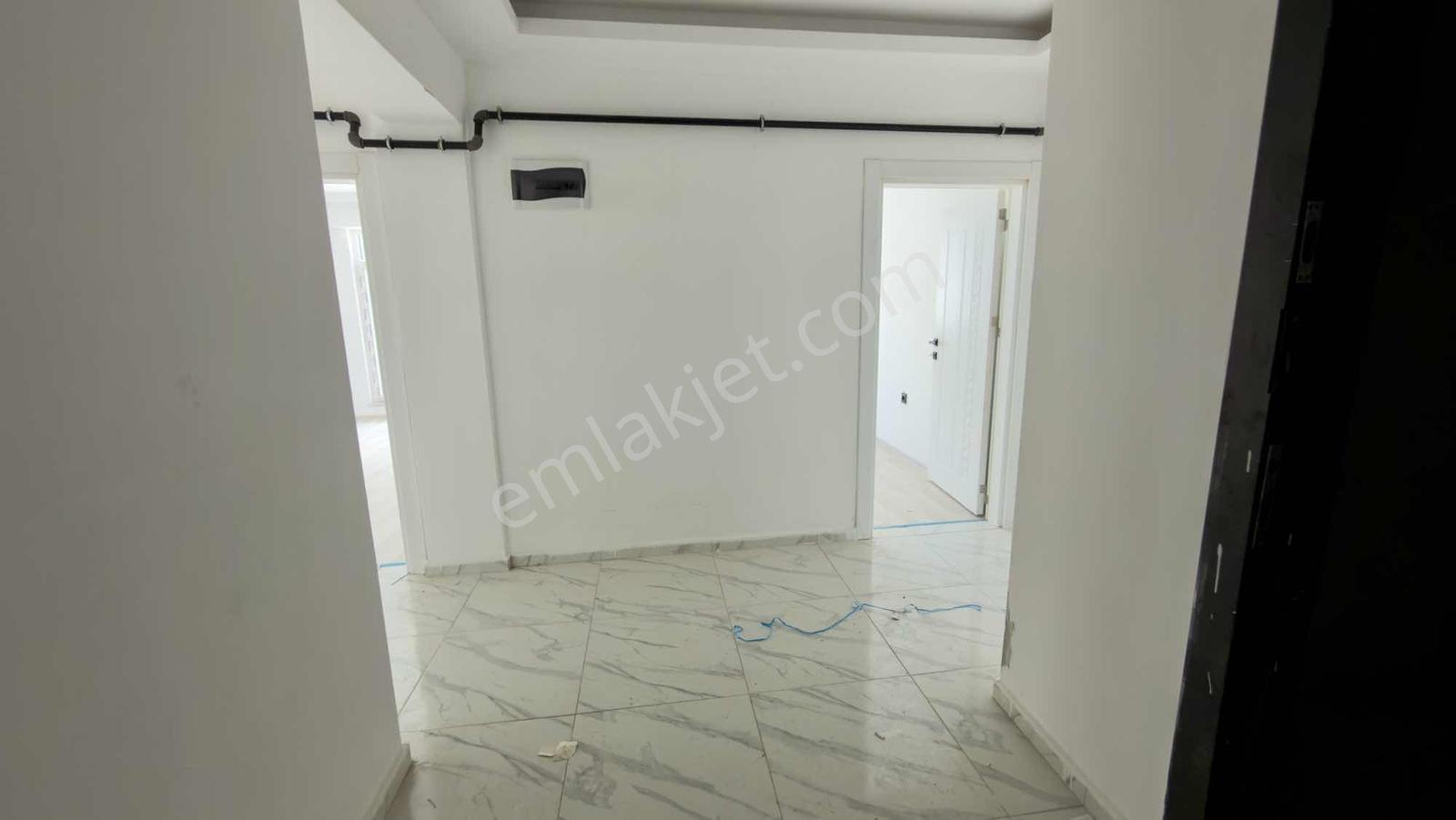 Remax Dem'den Erzincan Merkezde Satılık Lüks 3+1 Daire - Görsel 11