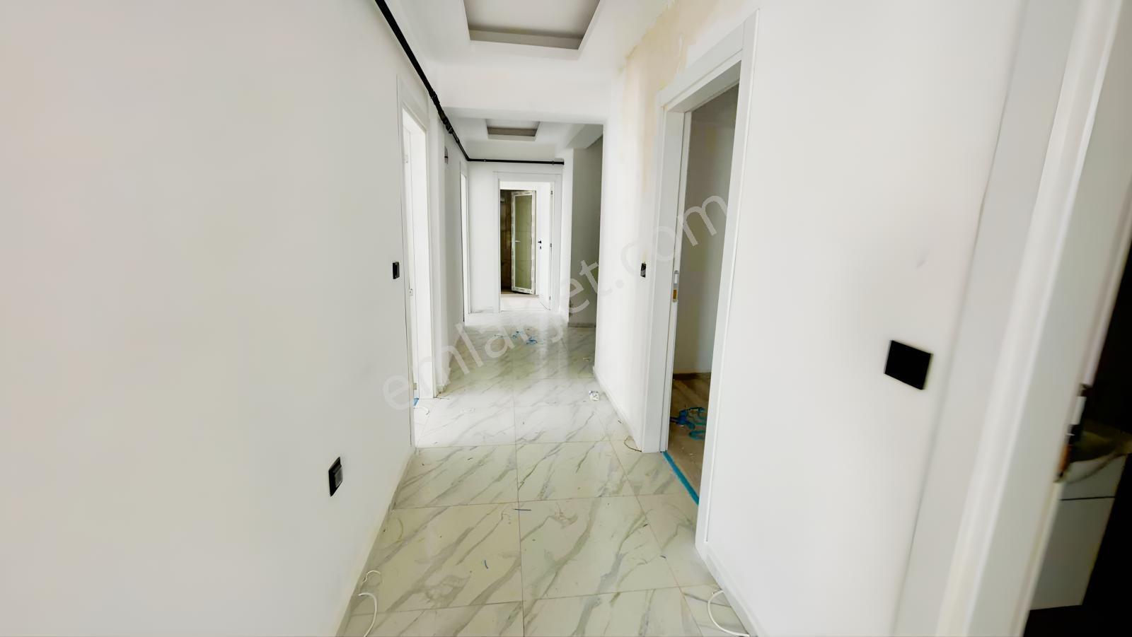 Remax Dem'den Erzincan Merkezde Satılık Lüks 3+1 Daire - Görsel 8