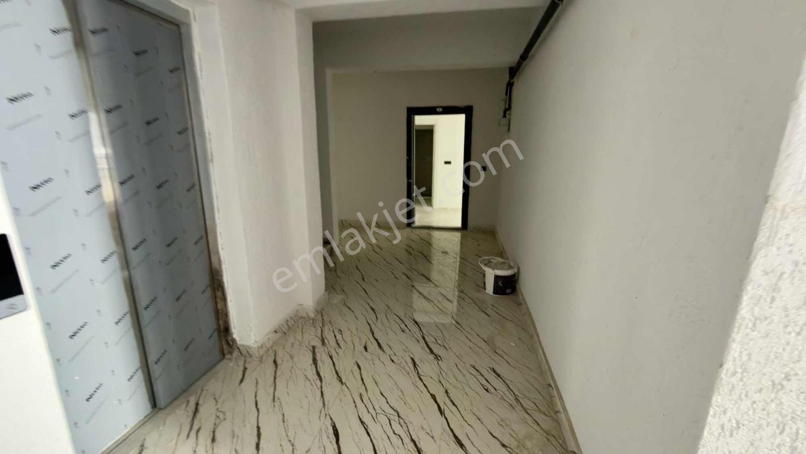 Remax Dem'den Erzincan Merkezde Satılık Lüks 3+1 Daire - Görsel 2