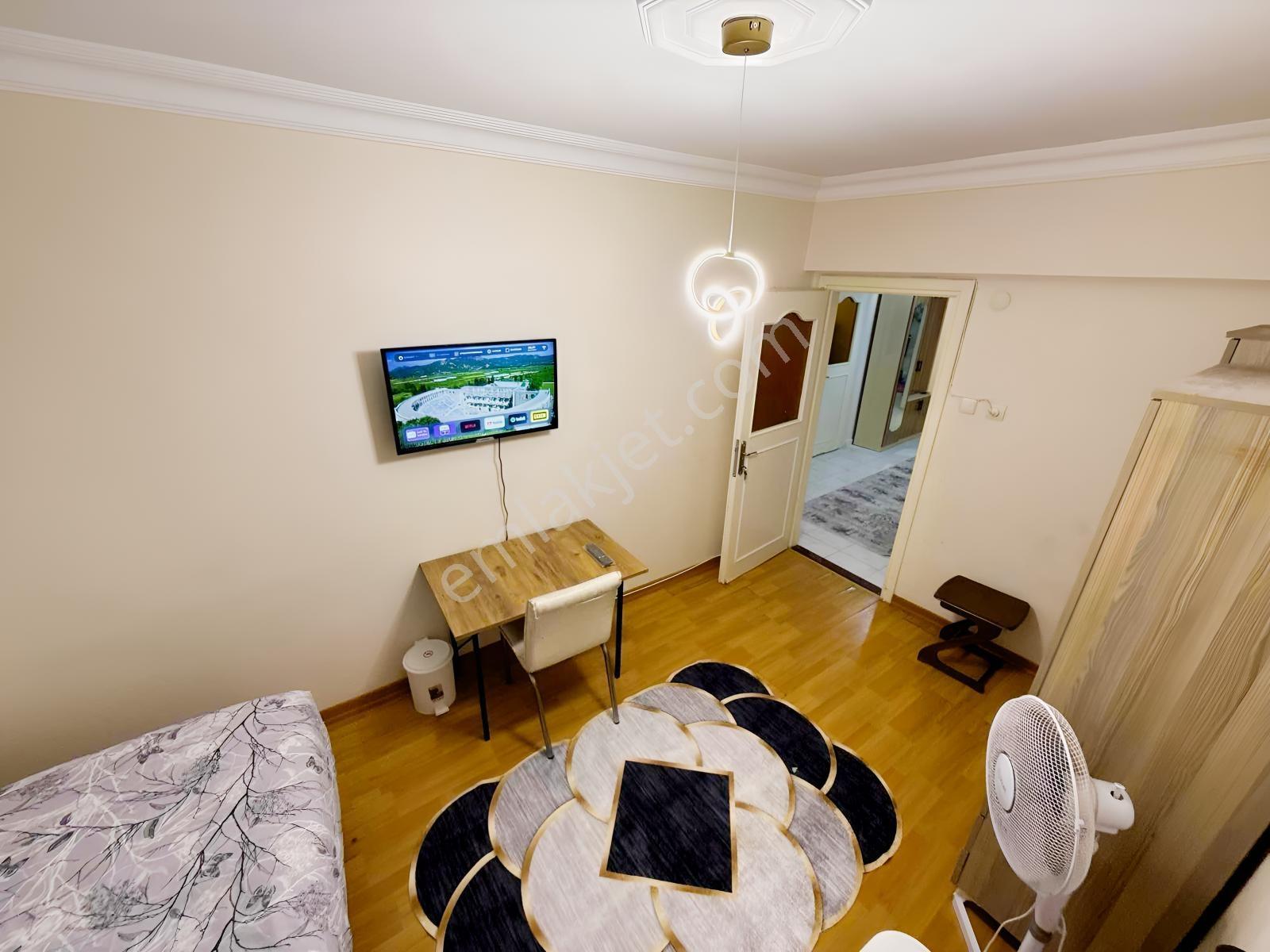 Full Eşyalı / 3+1 110 M² / Yeni Lüks / 6 Kişilik / Asansörlü - Görsel 12