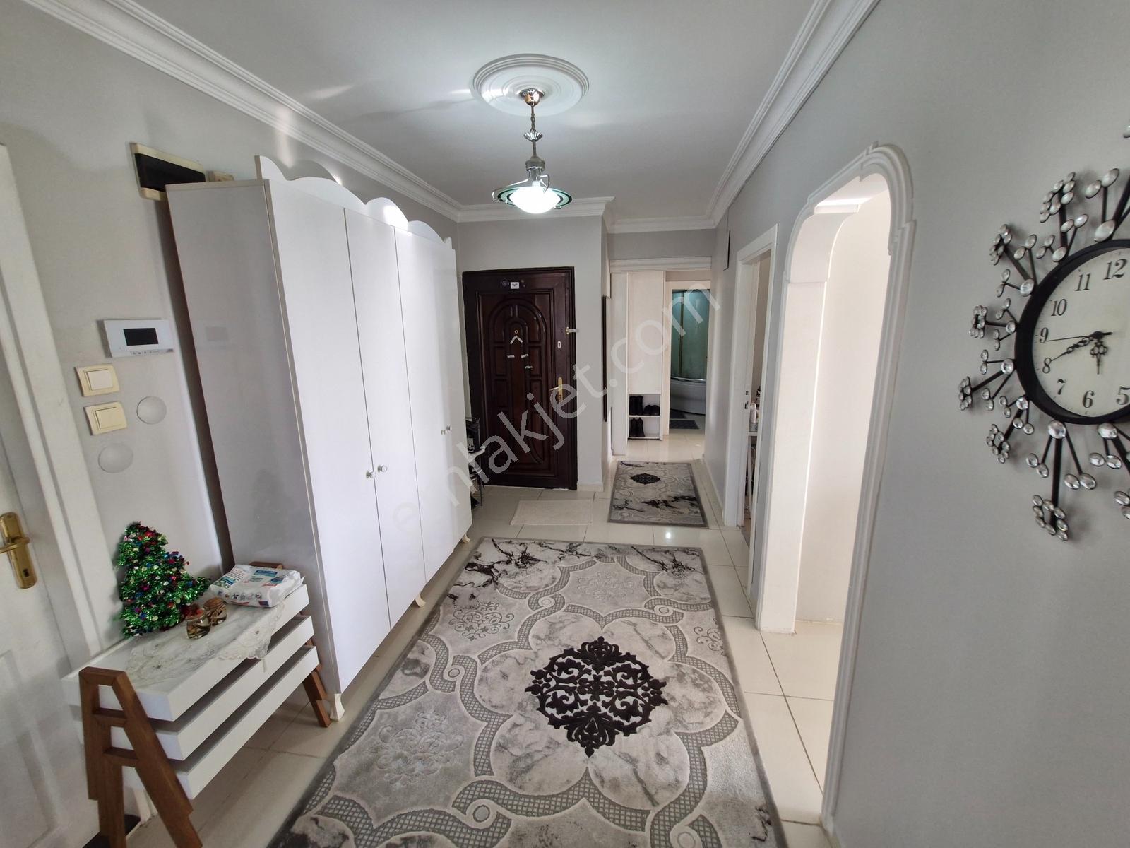 Muhittin Mah.millet Bahçesi Manzaralı, 150m² Satılık 3+1 Daire - Görsel 5