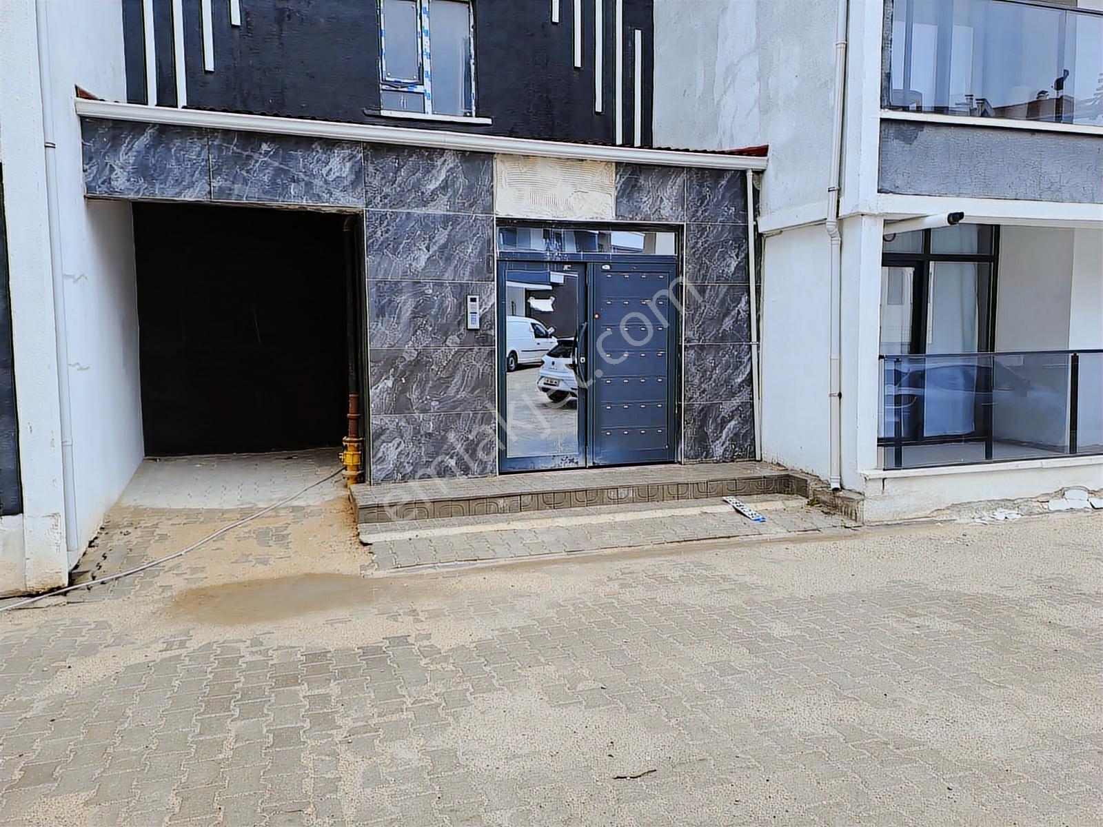 İncek'te Full Eşyalı Güneydoğu Cephe 2+1 Dubleks Kiralık - Görsel 18