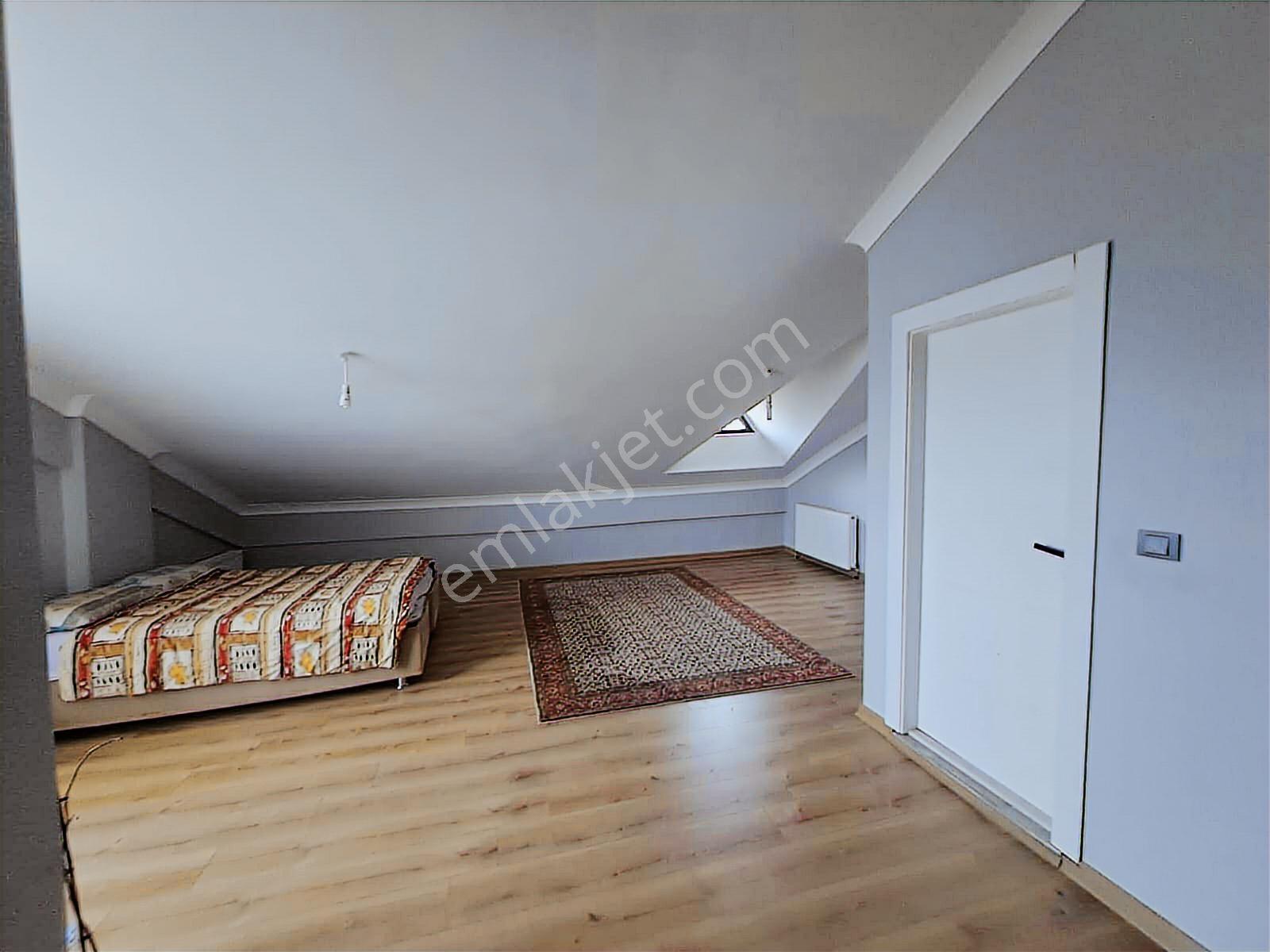 İncek'te Full Eşyalı Güneydoğu Cephe 2+1 Dubleks Kiralık - Görsel 26