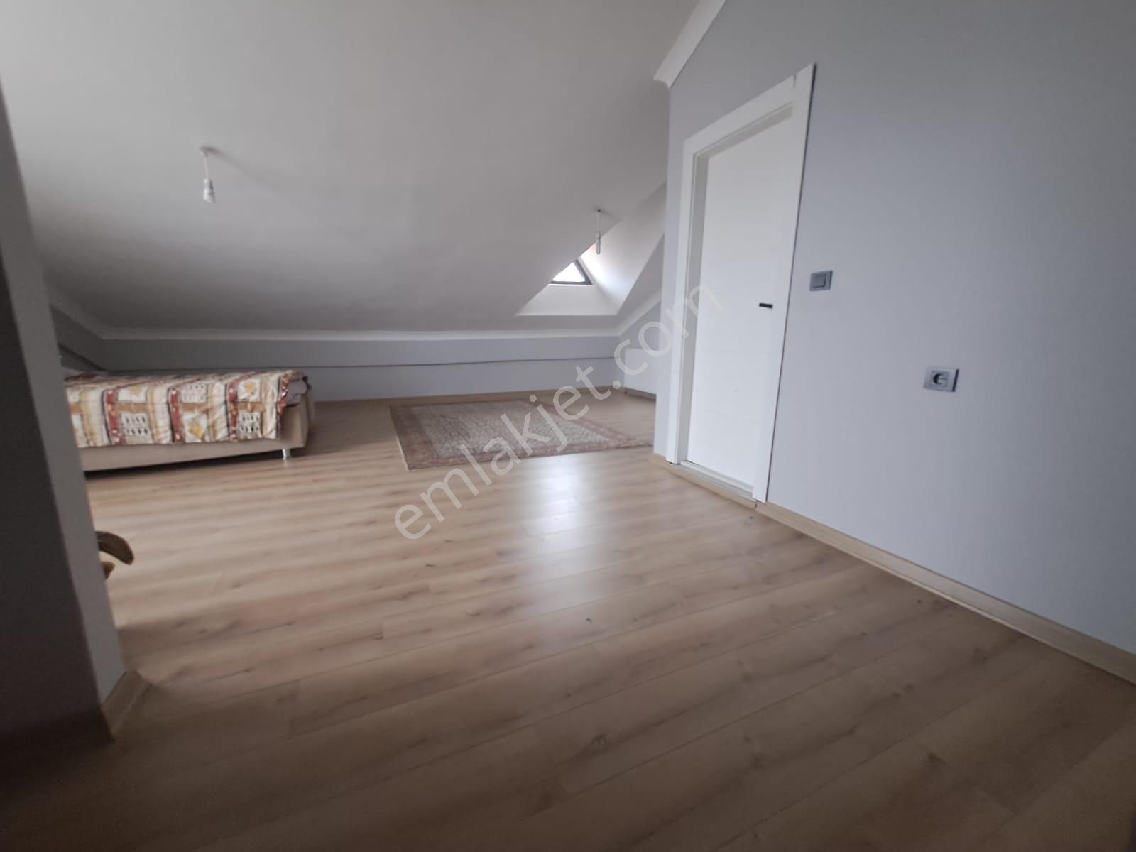 İncek'te Full Eşyalı Güneydoğu Cephe 2+1 Dubleks Kiralık - Görsel 31