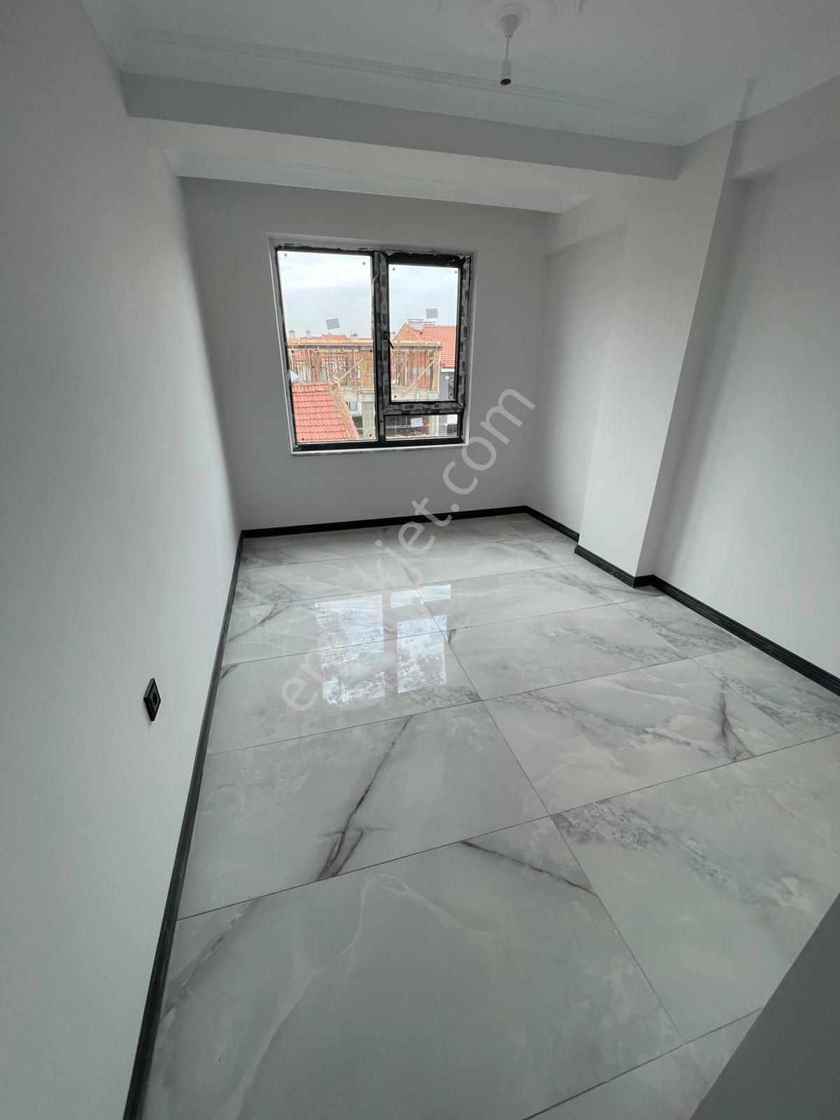 3+1-128 M2-asansörlü-lüks Daire-araç Takasına Uygun - Görsel 17