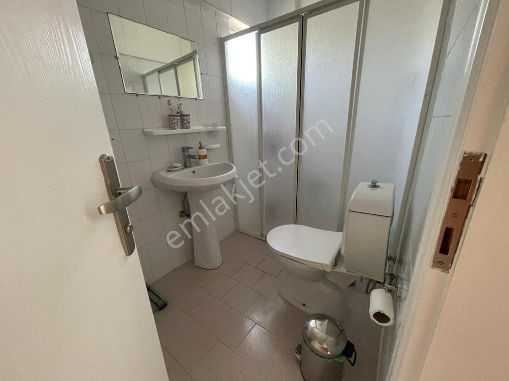 Kadınlar Denizi'nde Havuzlu Sitede Geniş 4+1 Villa - Görsel 15