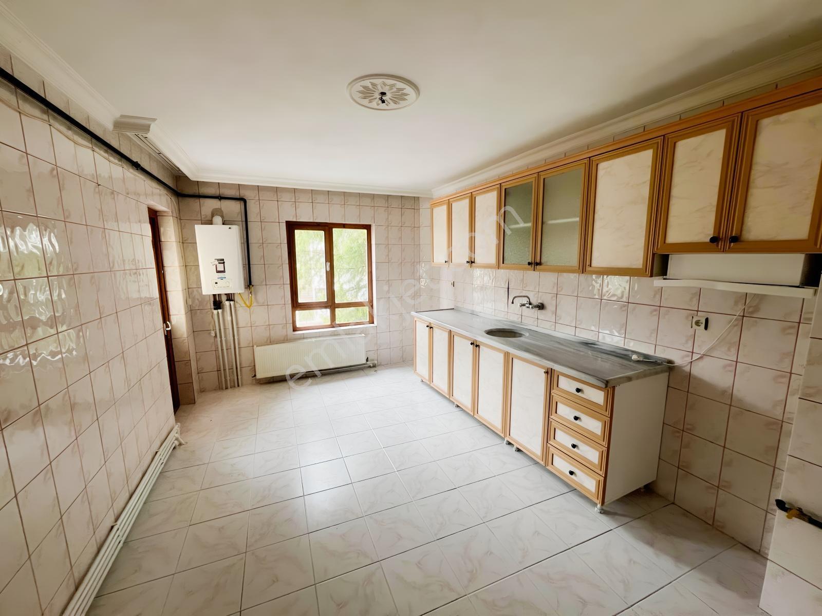 Ufuktepede Katta 140 M2 3+1 Güney Batı Cephe - Görsel 12