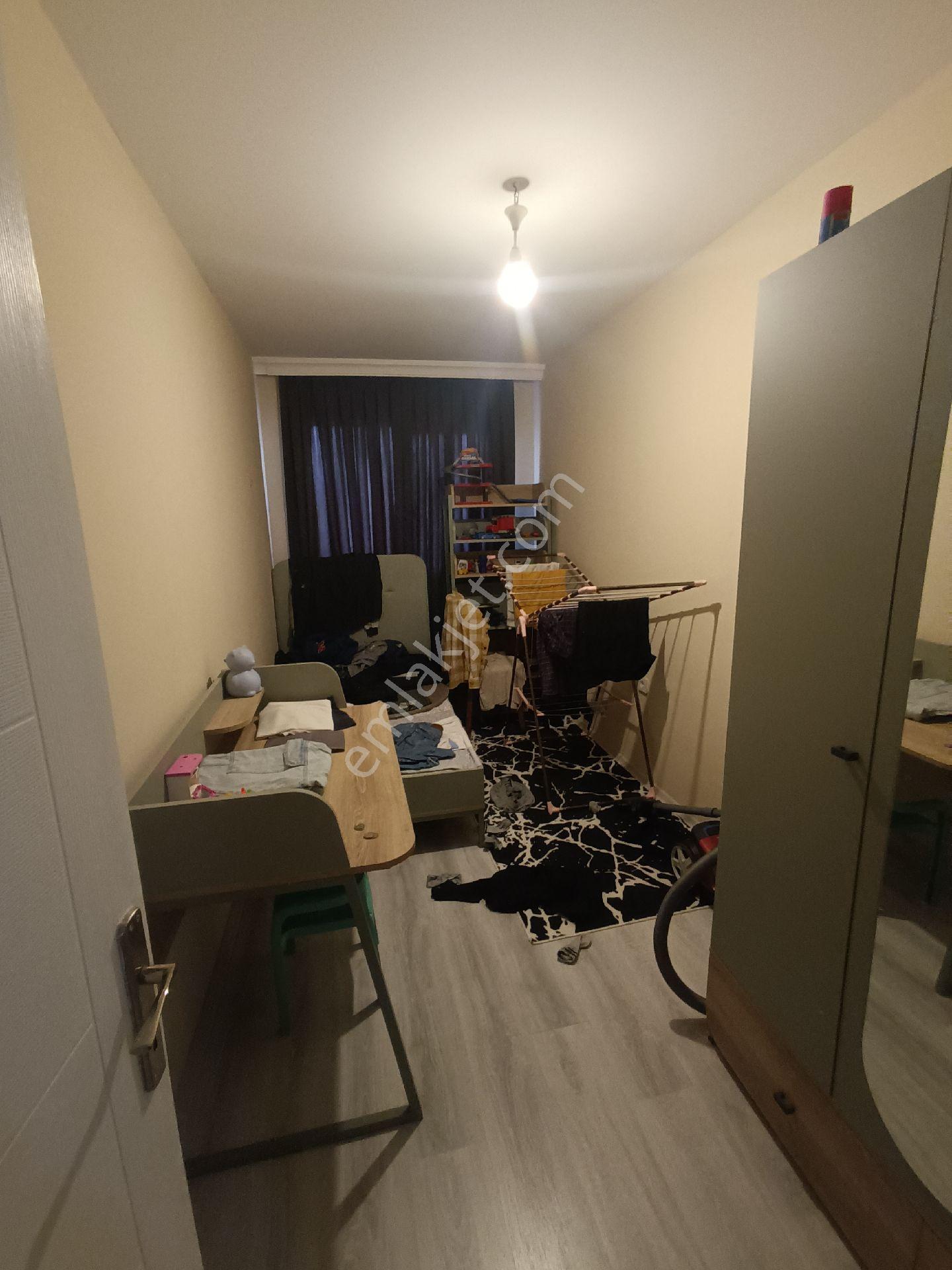 Refik Şevket İnce Mahallesi Arakat Asansörlü Boş Olarak Kiralık 2+1 - Görsel 4