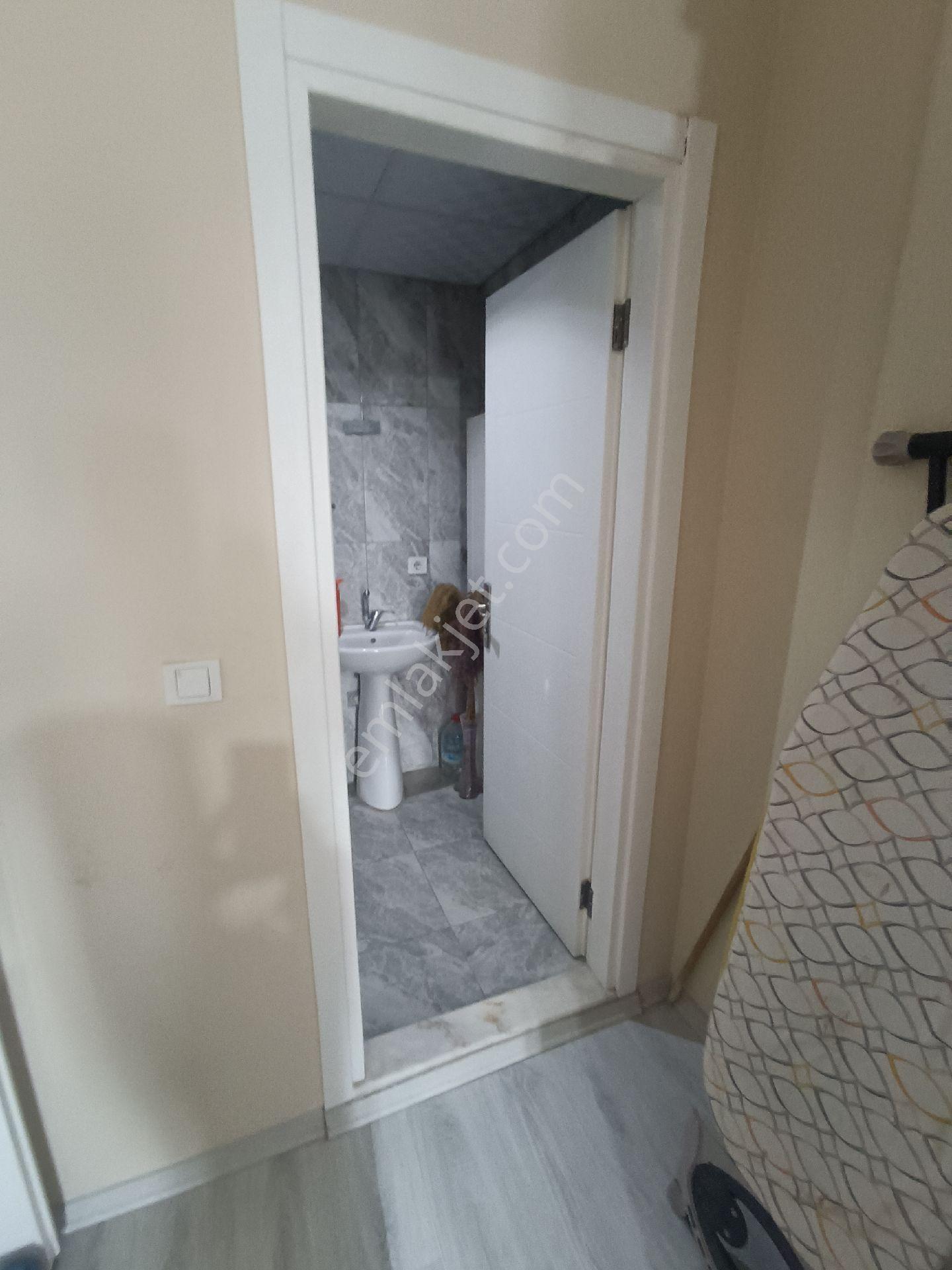 Refik Şevket İnce Mahallesi Arakat Asansörlü Boş Olarak Kiralık 2+1 - Görsel 21