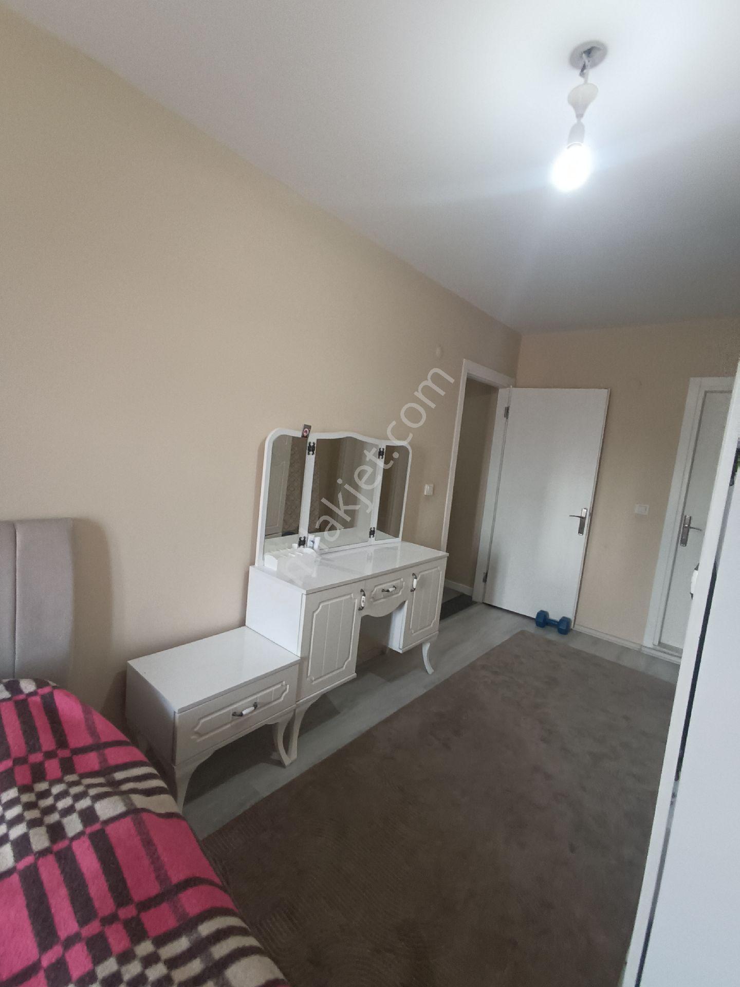 Refik Şevket İnce Mahallesi Arakat Asansörlü Boş Olarak Kiralık 2+1 - Görsel 18