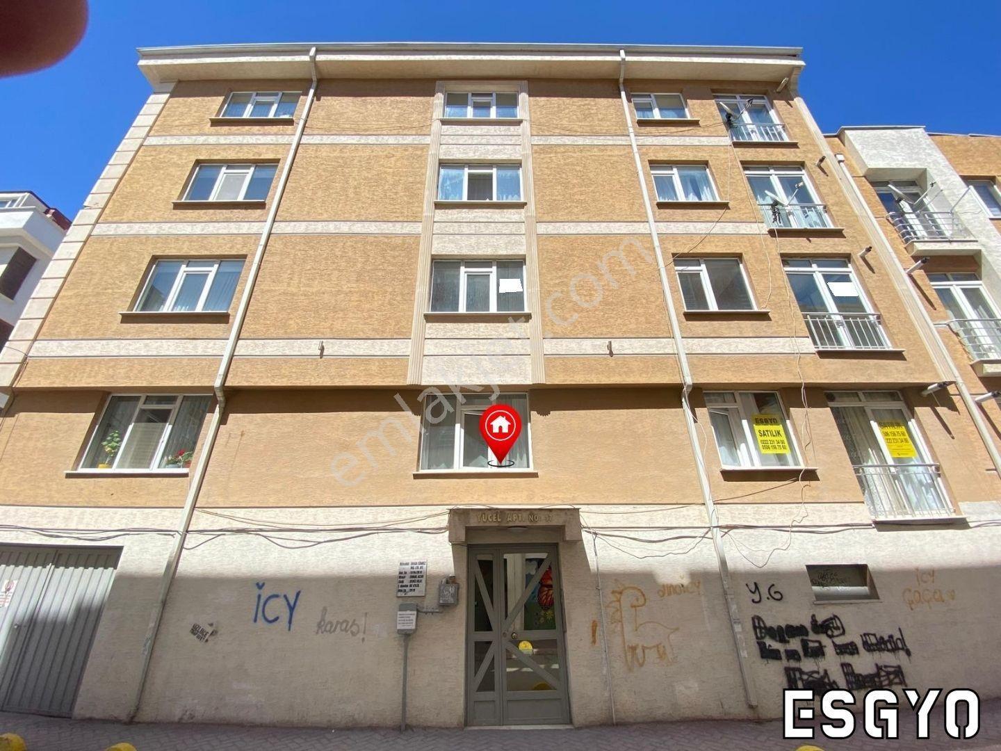 Esgyo'dan Eskibağlar Collesıum Arka Sokağında 2+1 Satılık Daire