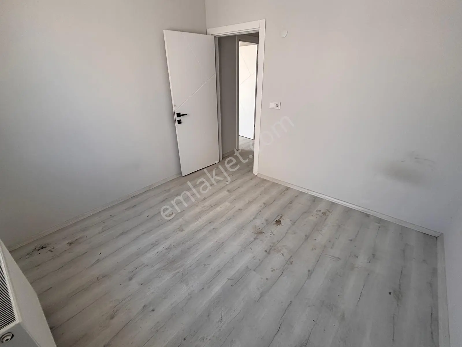 İslamsaray Mh. Ana Cadde Üzeri Sıfır Doğalgazlı 2+1 Daire - Görsel 23