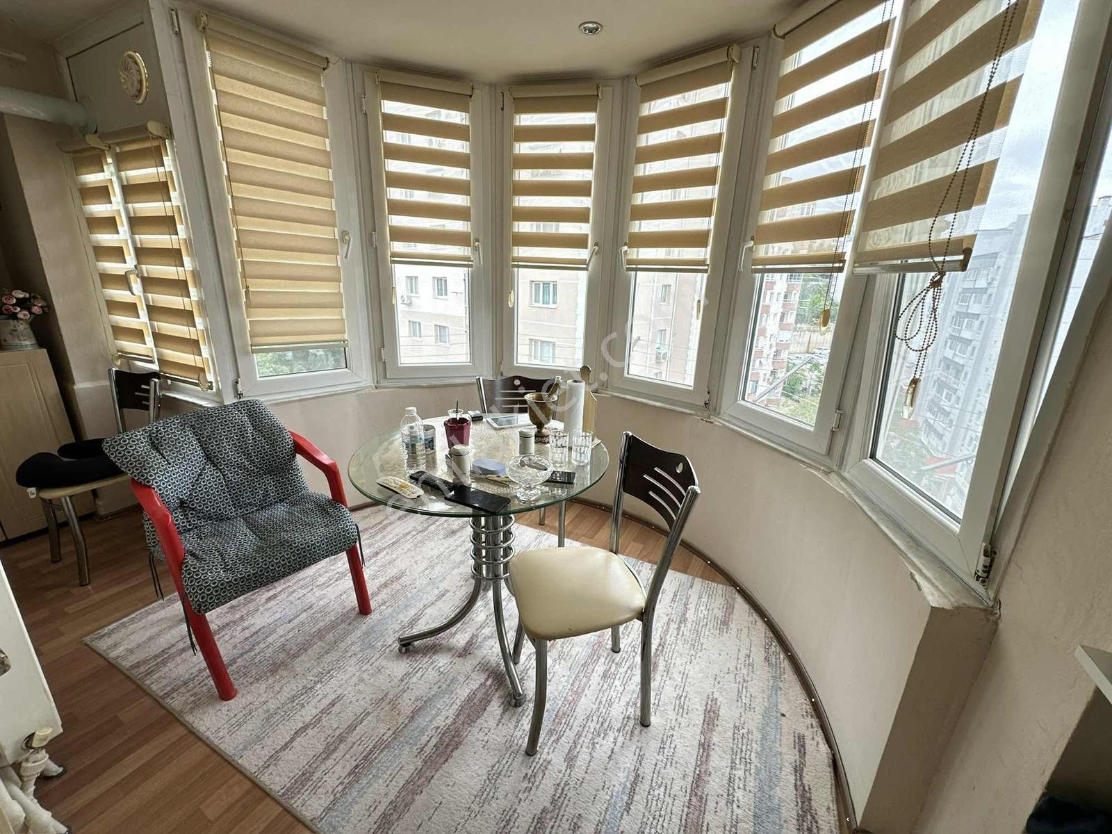 Gaziemir Zafer Mah. 3+1 125 M2 Bakımlı Satılık Daire - Görsel 13