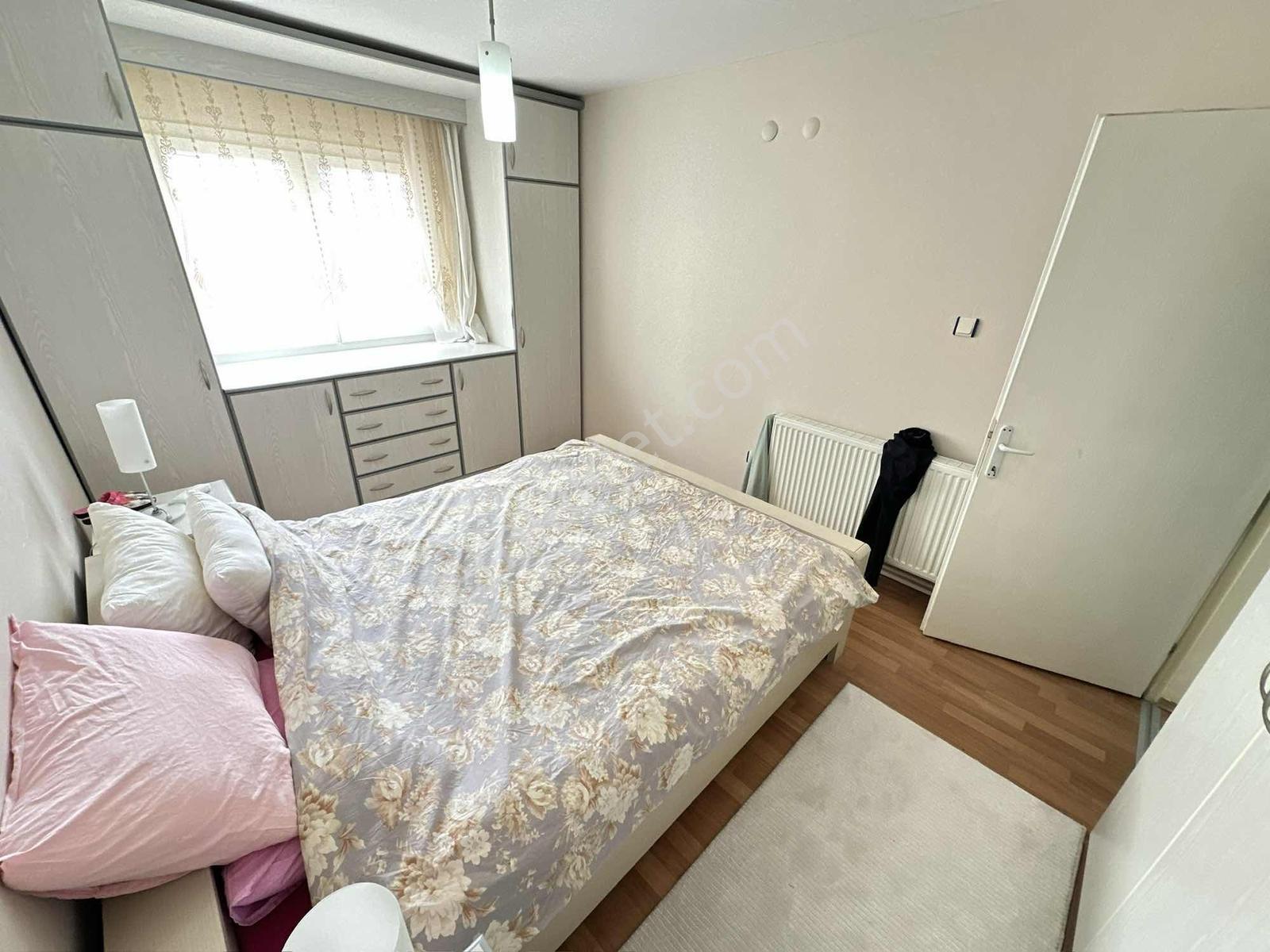 Gaziemir Zafer Mah. 3+1 125 M2 Bakımlı Satılık Daire - Görsel 10