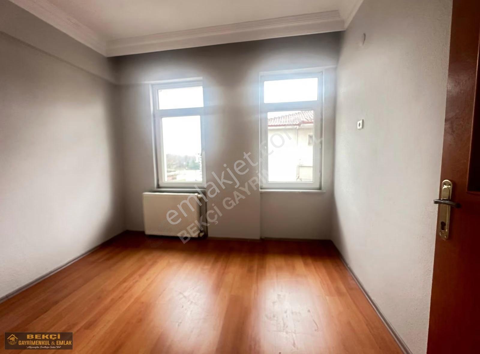 Valilik Ve Belediye Yanında 3+1 116 M2 Kiralık Daire - Görsel 6