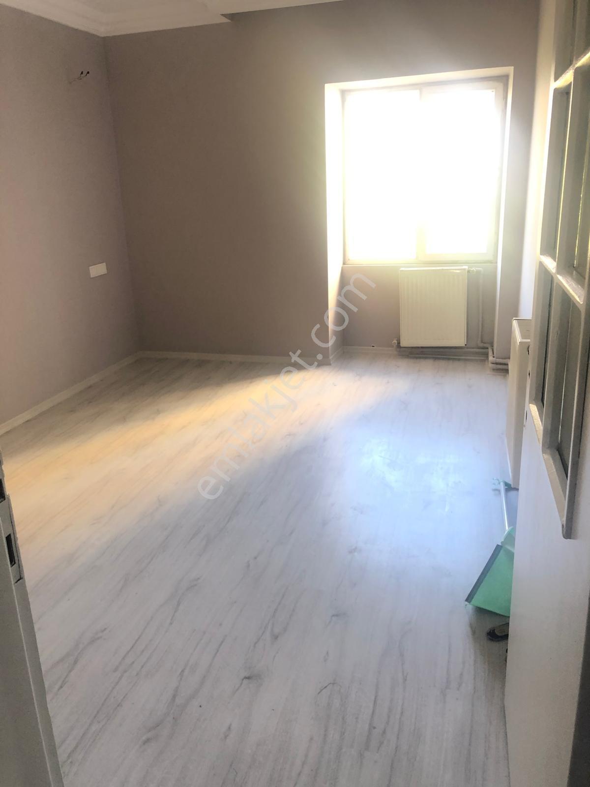 B.düzü, Adnan Kahveci, Emincan Kent Sitesinde 3+1 Satılık Daire - Görsel 5