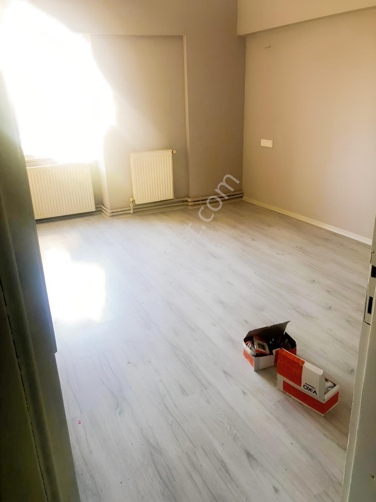 B.düzü, Adnan Kahveci, Emincan Kent Sitesinde 3+1 Satılık Daire - Görsel 10