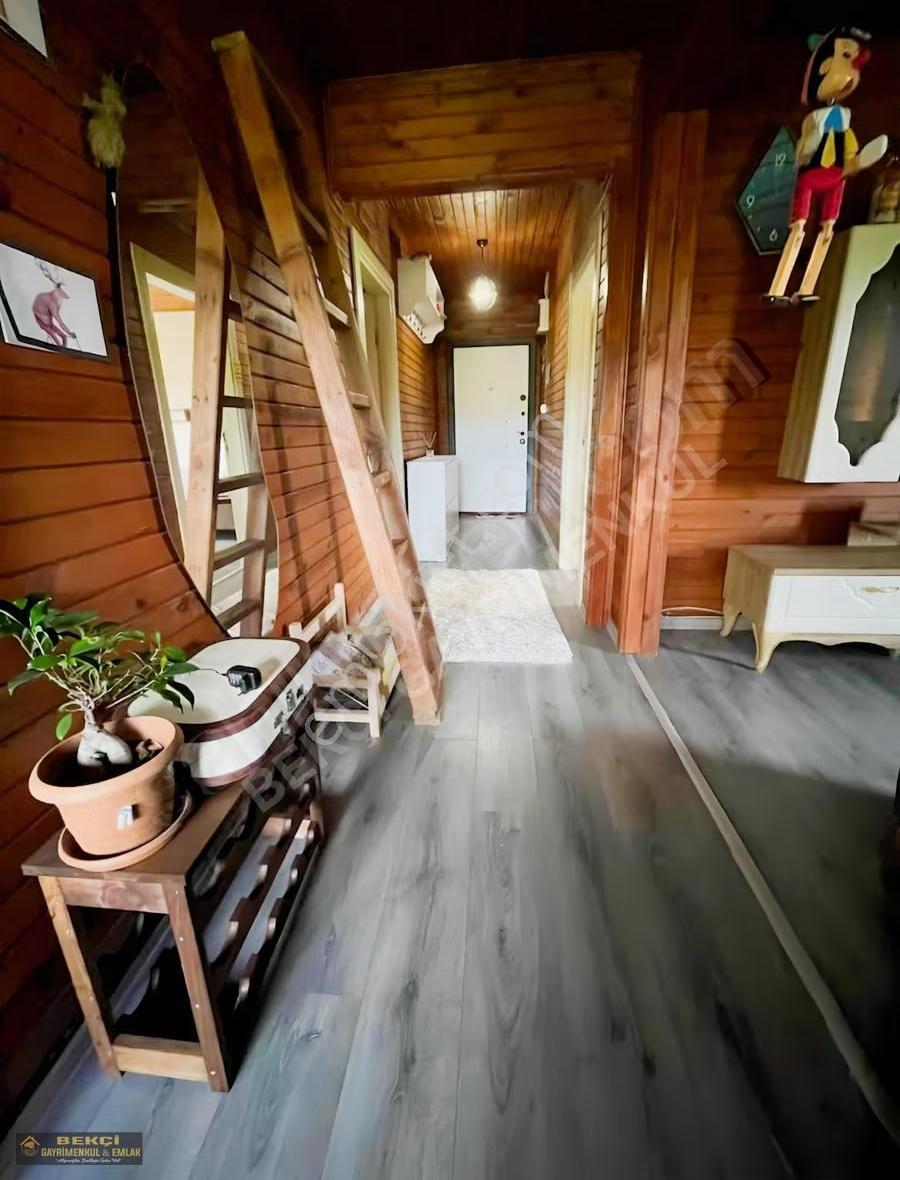 Hatipler Köyünde 2+1 120 M2 Ahşap Ev Ve Arsası Satılıktır - Görsel 13