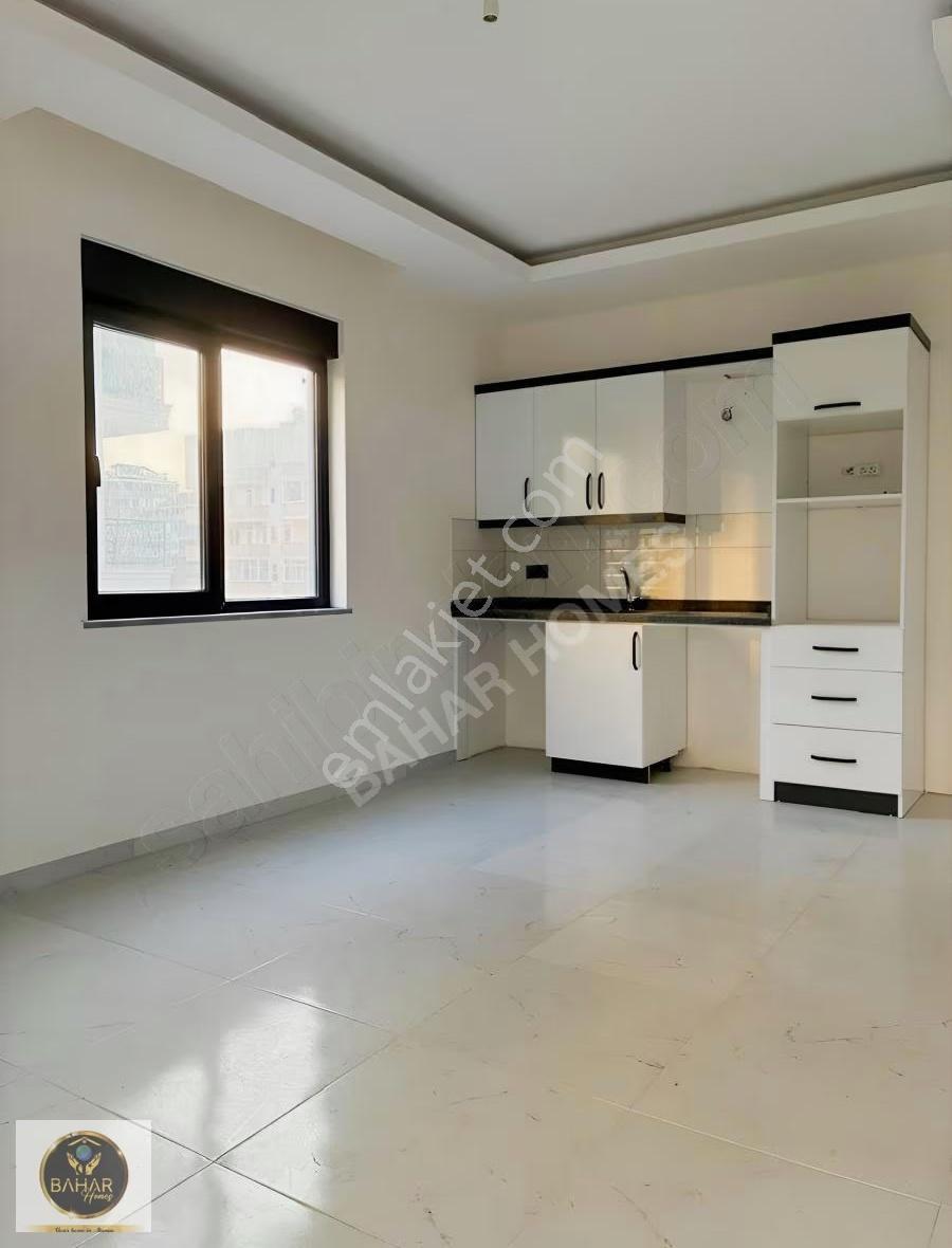 Denize 450 Metre Acil Satilik Daire