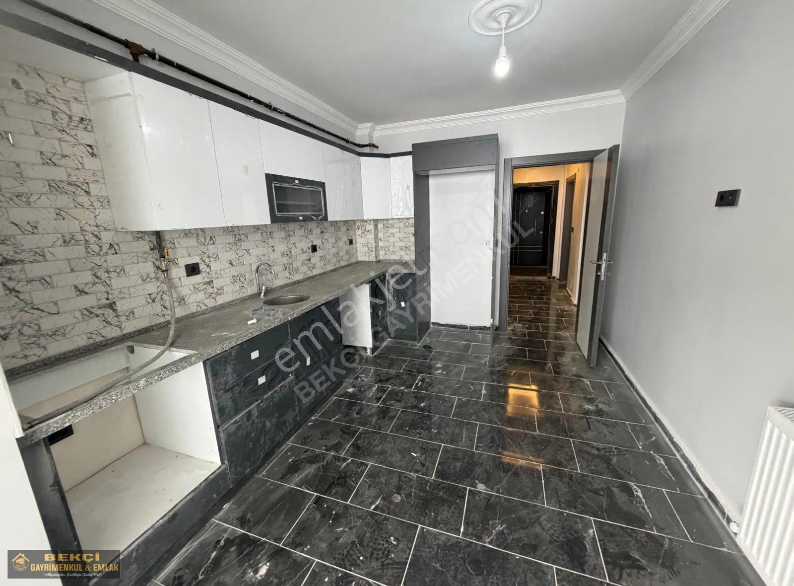 Balamba Da Satılık Arakat Asansörlü Otoparklı Sıfır 3+1 Daire - Görsel 21