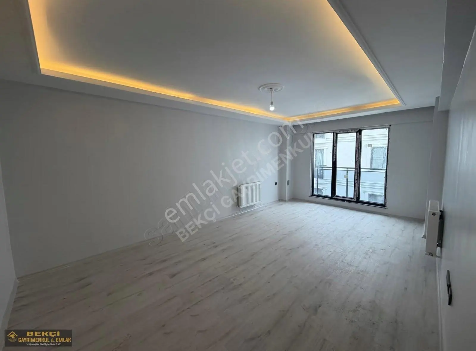 Balamba Da Satılık Arakat Asansörlü Otoparklı Sıfır 3+1 Daire