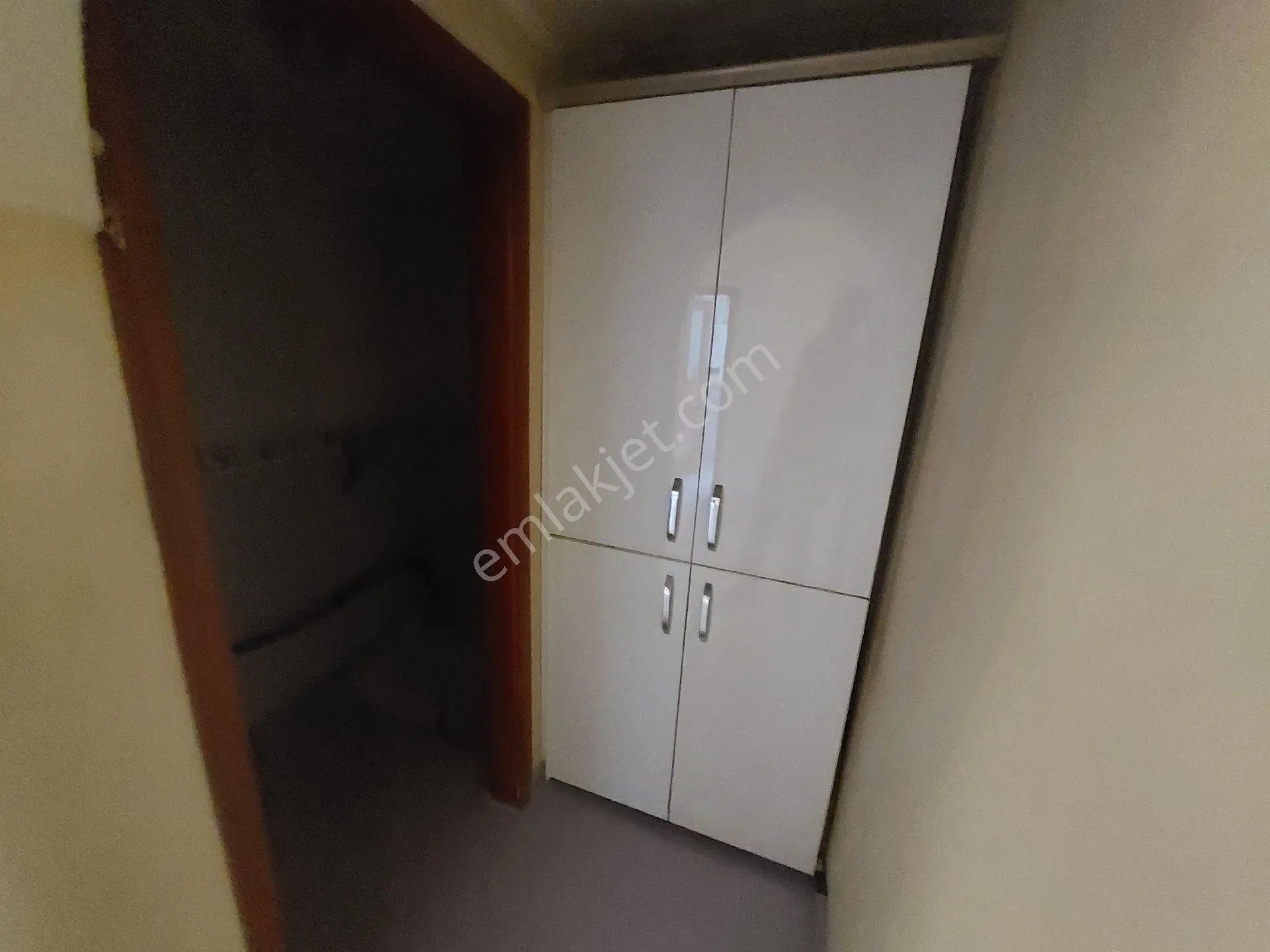 Lotus Tan Yeşilbayır'da Merkezi Konumda Kiralık 3+1 Daire - Görsel 2