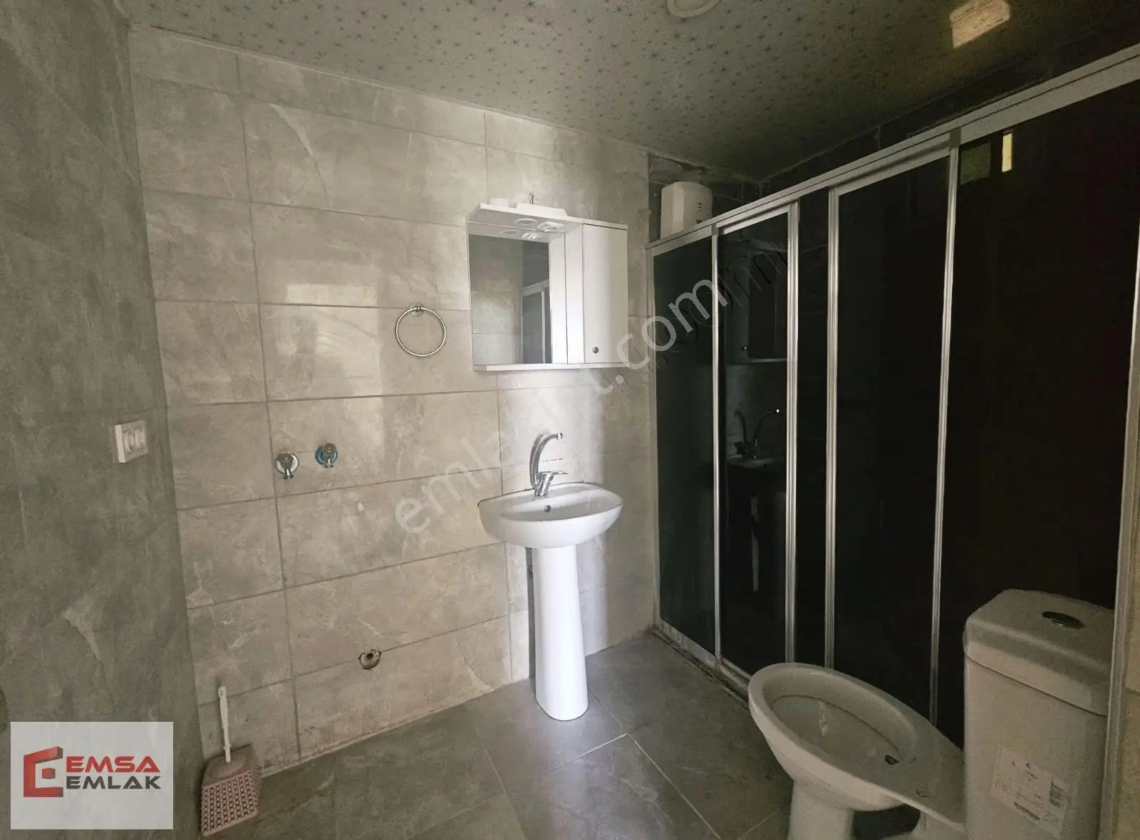 Kundu Turizm Böl.de Denize Yürüme Mesafesinde 2+1 Satılık Daire - Görsel 4