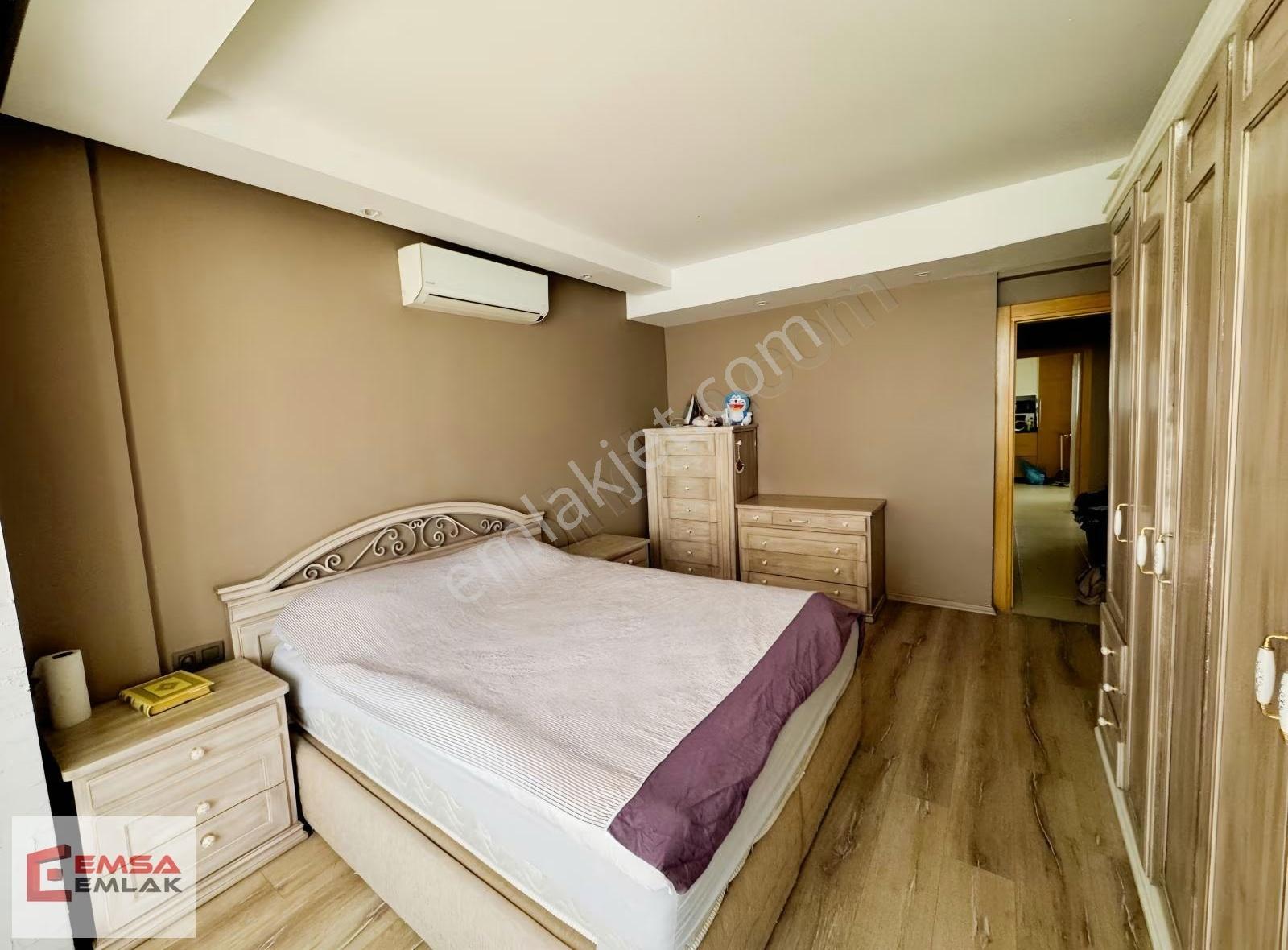 Kundu'da Havuzlu Sitede Geniş, Ferah 2+1 Eşyalı Lüks Daire - Görsel 8