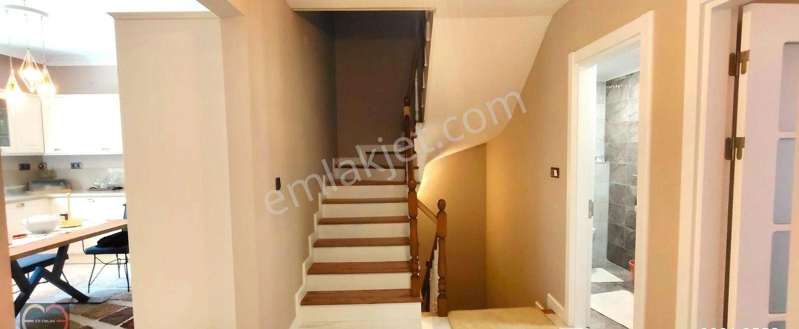 Bağlıca Merkezde Eşyalı 6+1 270 M2 Büyük Bahçeli Lüks Villa - Görsel 5